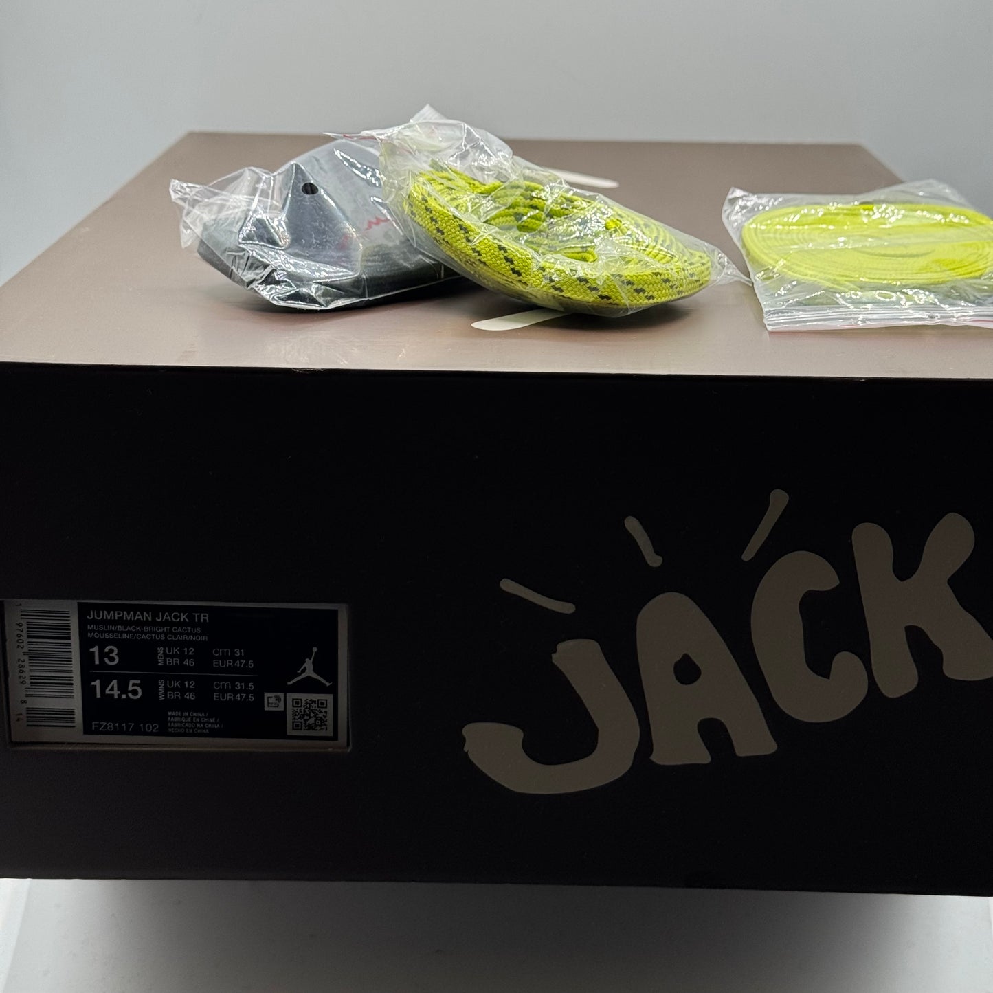 (USED) Jordan Jumpman Jack TS Bright Cactus Size 13