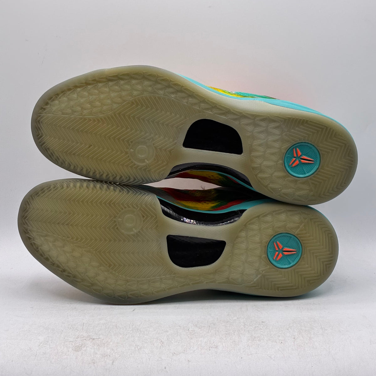 (USED NO BOX) Nike Kobe 8 Protro Venice Beach (2024) Size 9