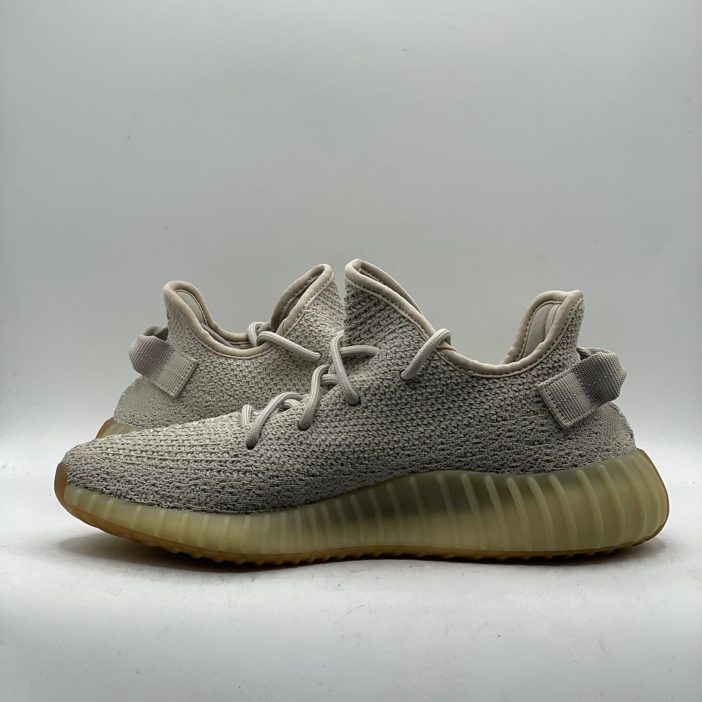 (USED) Yeezy 350 V2 Sesame Size 8.5