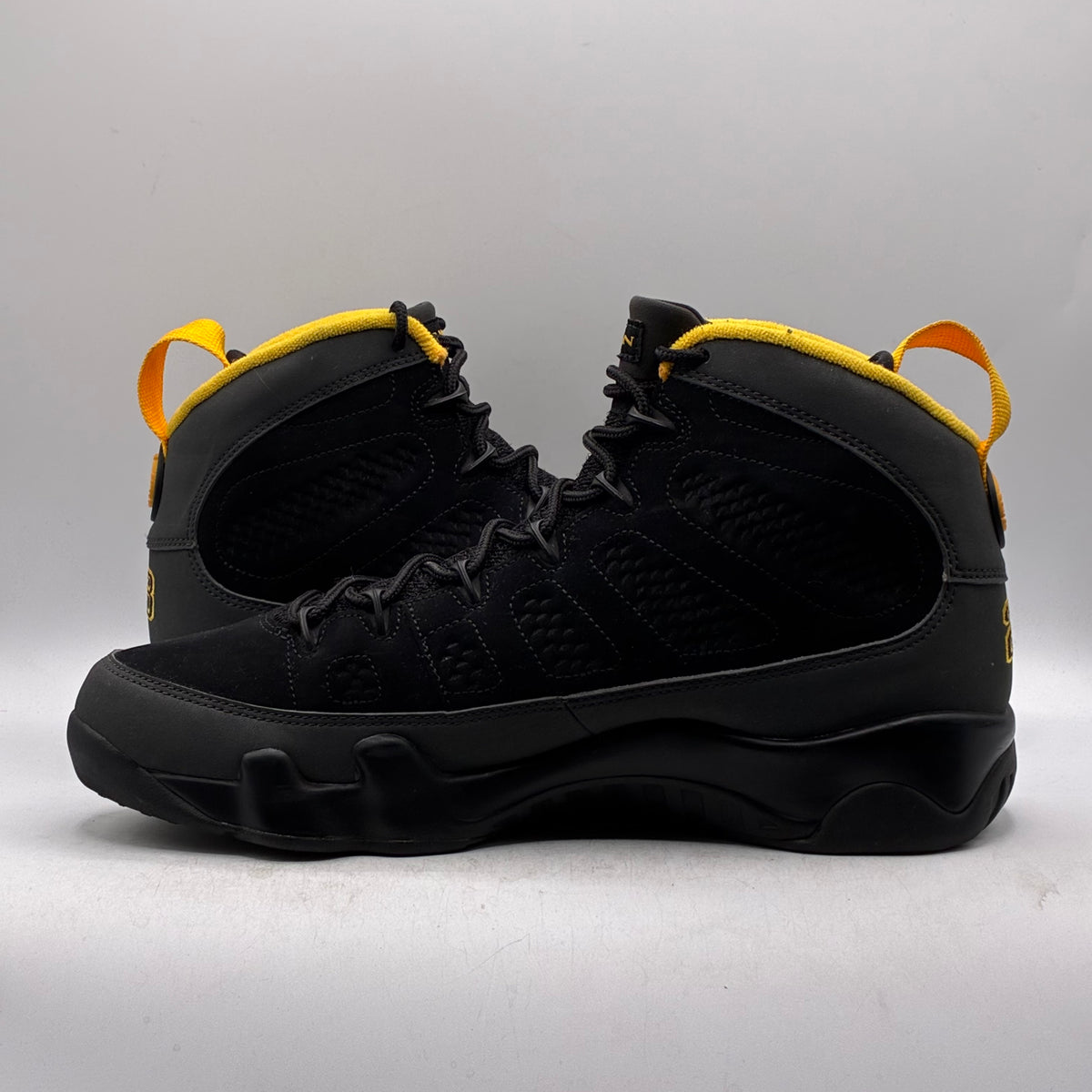 (USED) Jordan 9 Dark Charcoal University Gold Size 10.5