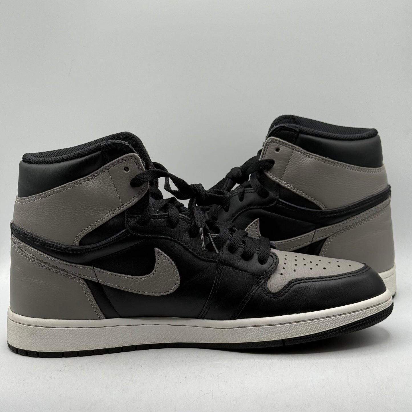 (USED) (REP BOX) Jordan 1 High Shadow Size 11