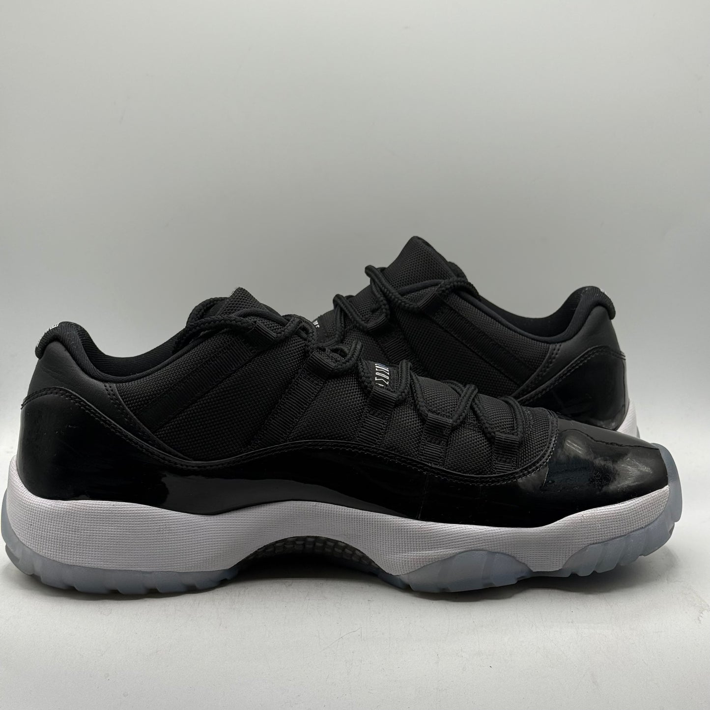(Used) Jordan 11 Low Space Jam Size 12