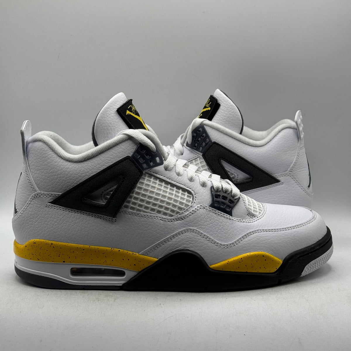 (USED) Jordan 4 Rare Air Tour Yellow Size 10.5