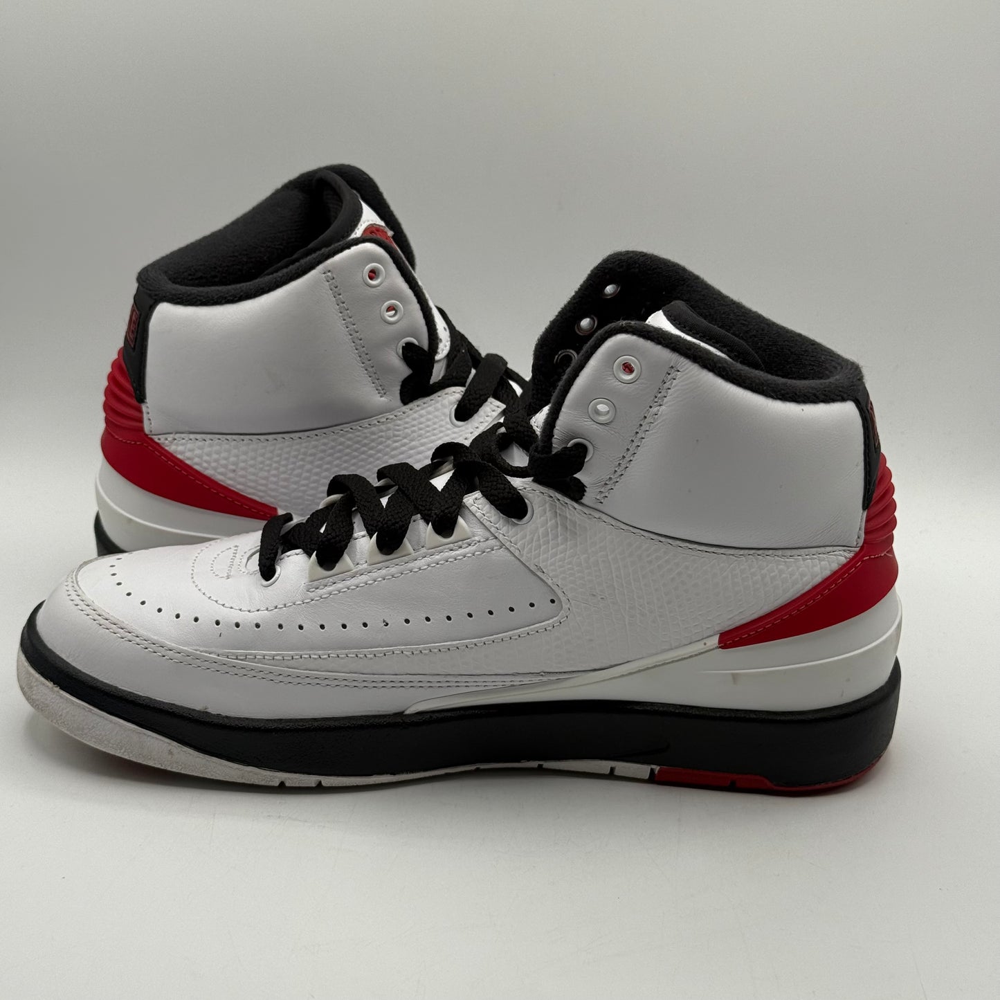 (USED) Jordan 2 Chicago Size 6.5Y