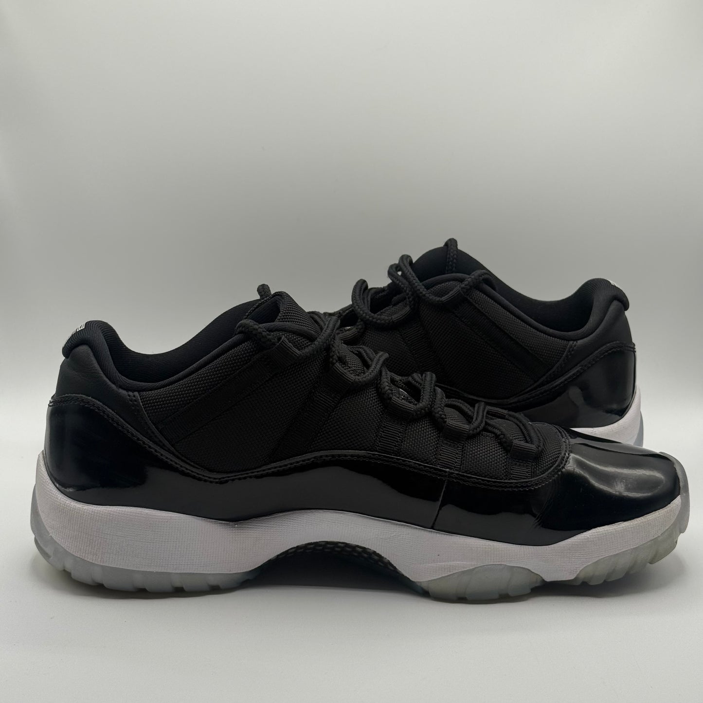 (USED REP BOX) Jordan 11 Low Space Jam Size 13