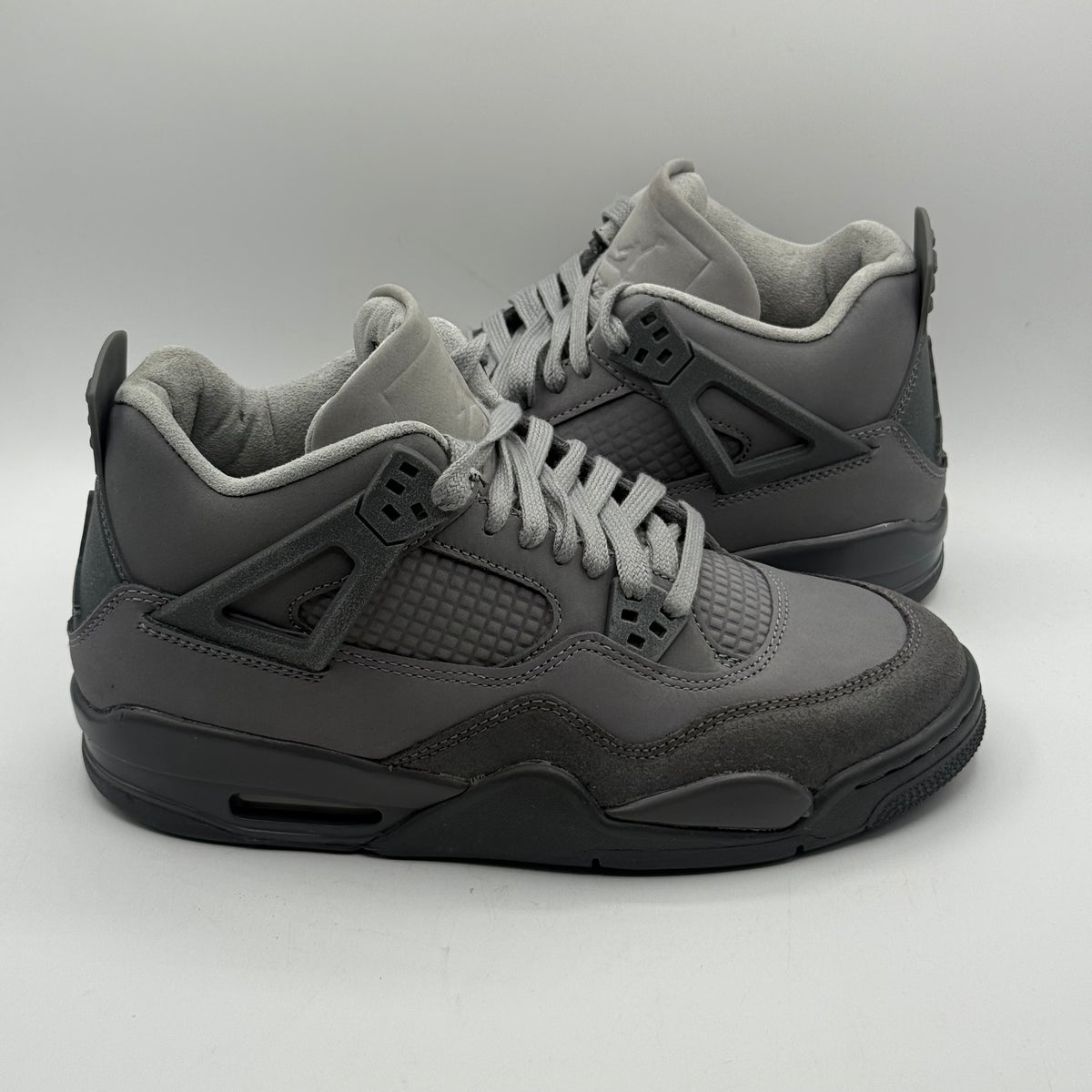 (USED, Worn Once No Box B-Grade) Jordan 4 Paris Wet Cement Size 7Y