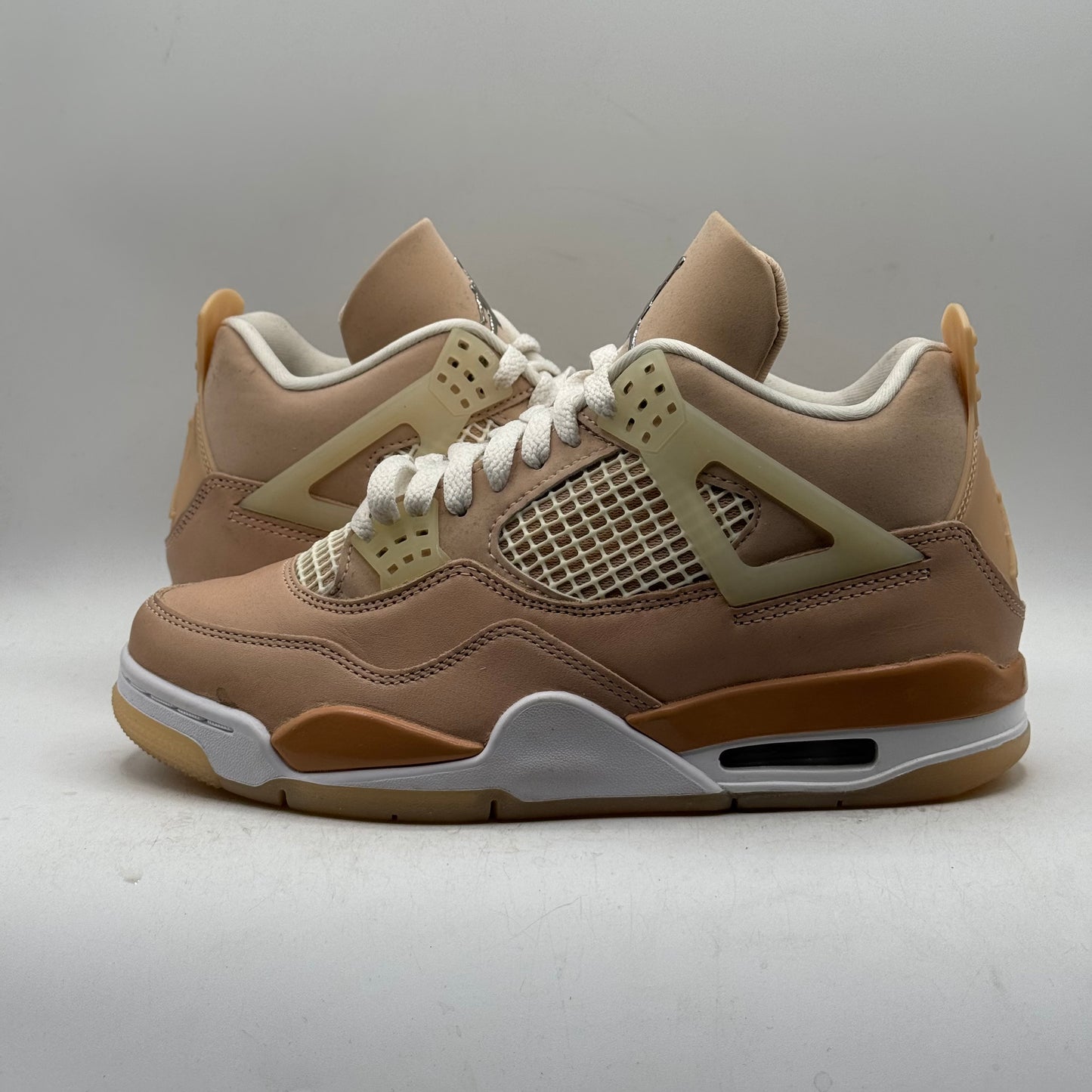 (USED NO BOX) Jordan 4 Shimmer Size 7.5W/6Y