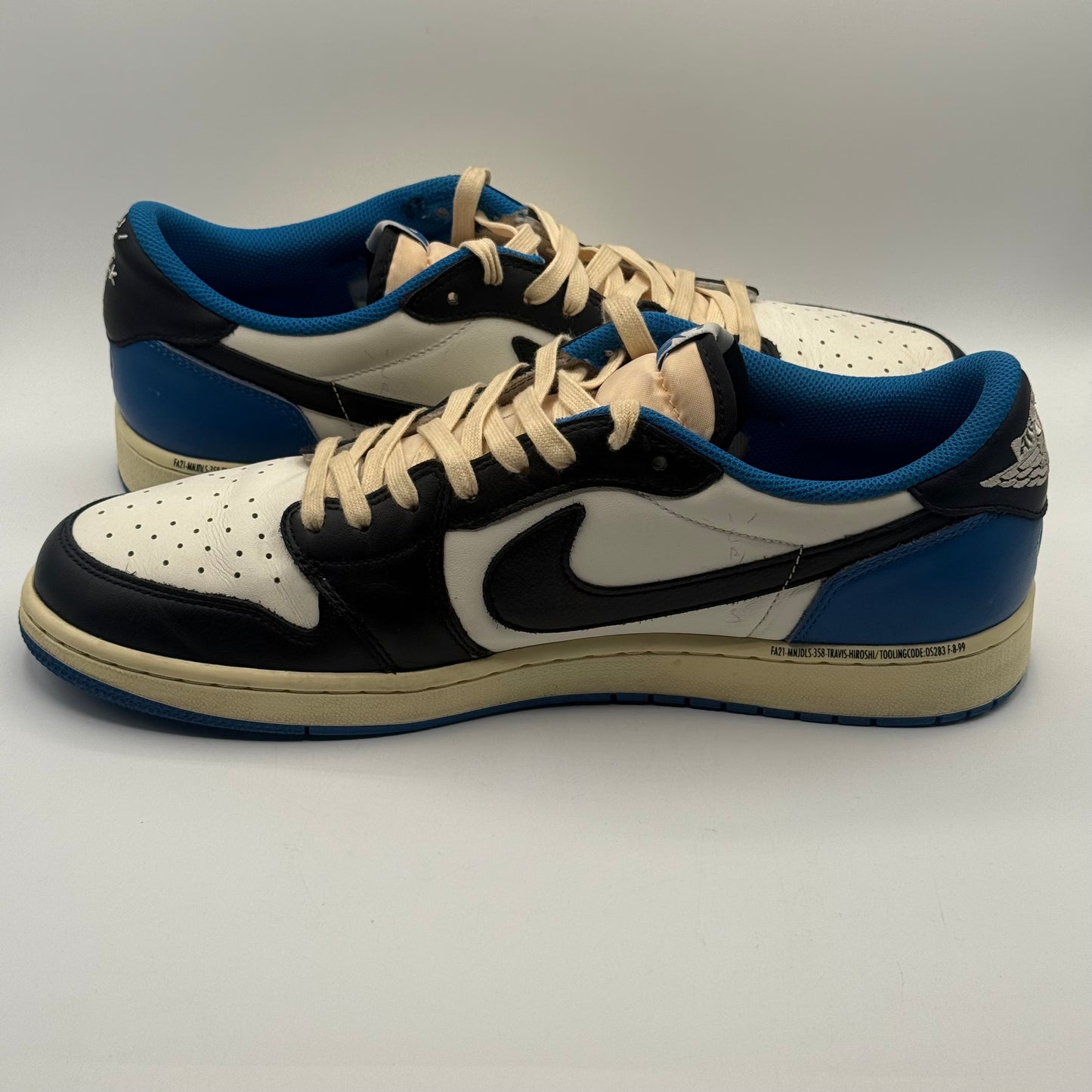 (USED, No Box) Travis Scott Jordan 1 Low Fragment Size 13