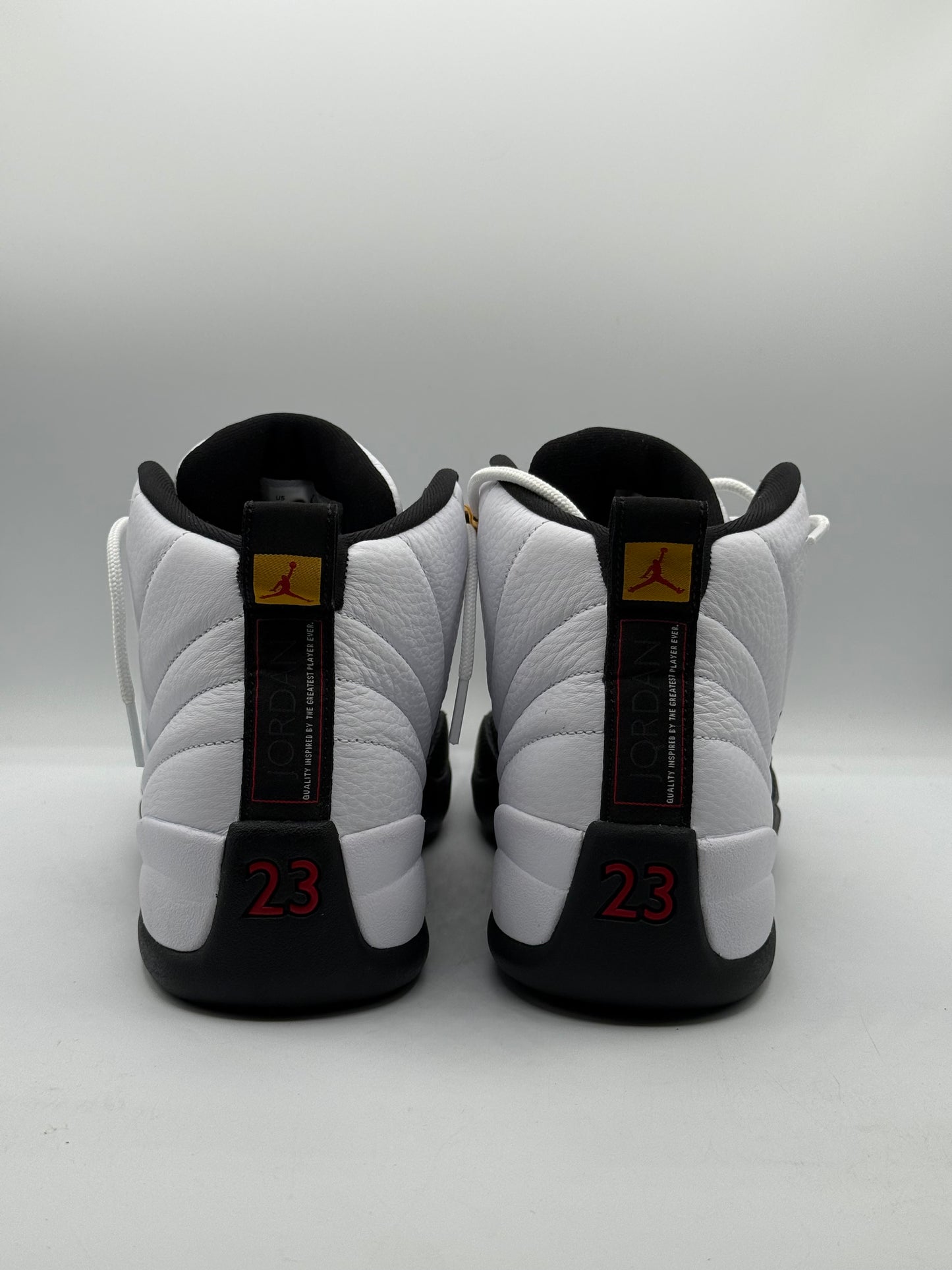 (USED) Jordan 12 Taxi Size 9
