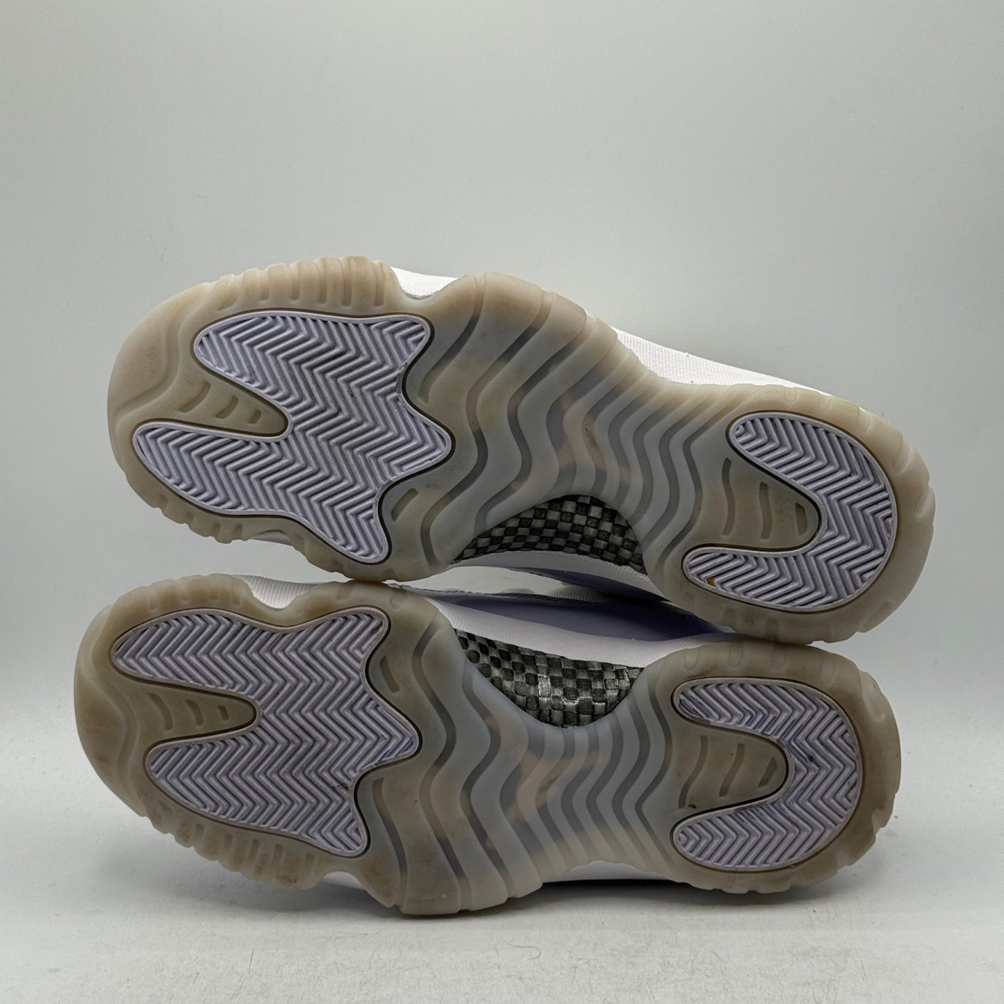 (Used) Jordan 11 Low Pure Violet Size 9.5W/8M