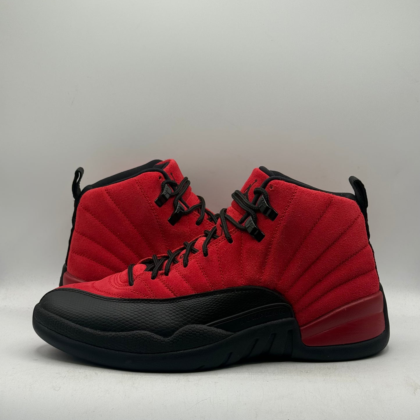 (USED) Jordan 12 Reverse Flu Game Size 9.5