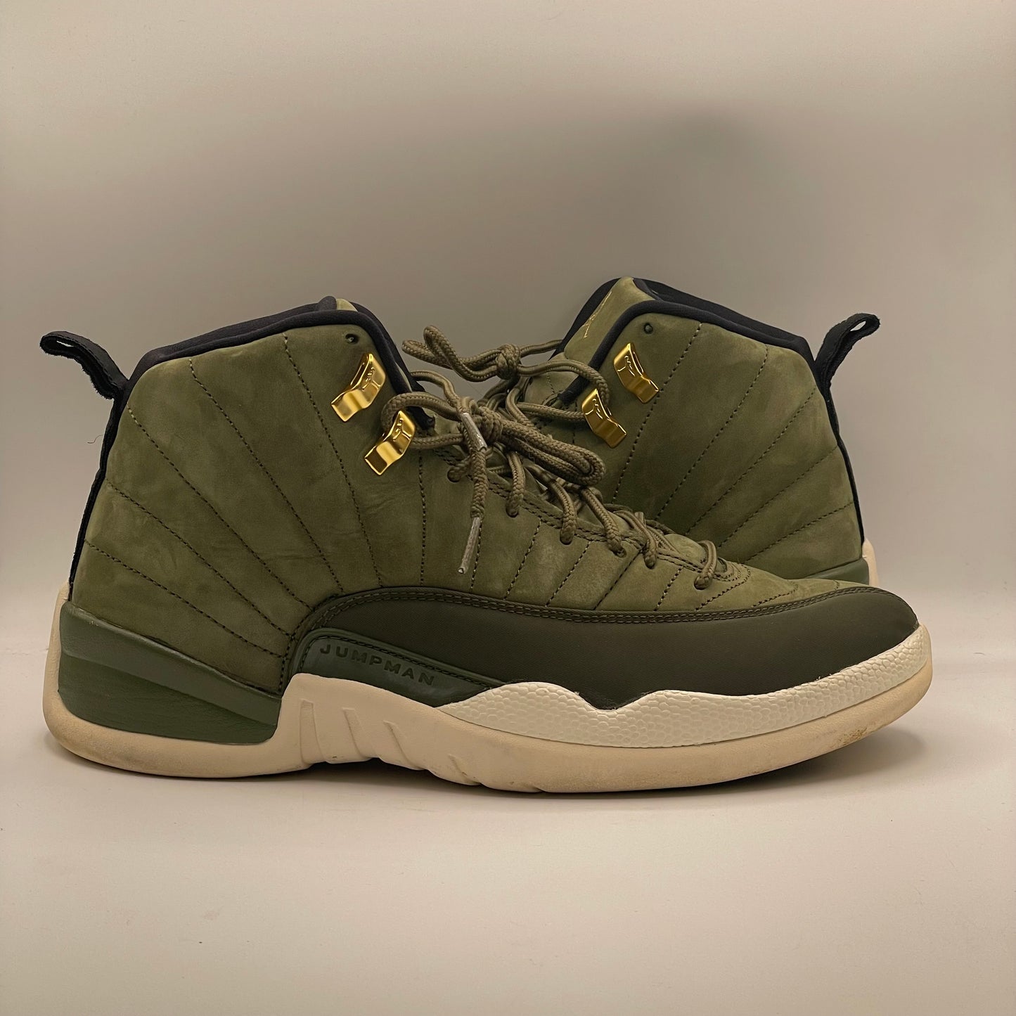 (USED NO BOX) Jordan 12 Chris Paul Class of 2003 Size 10