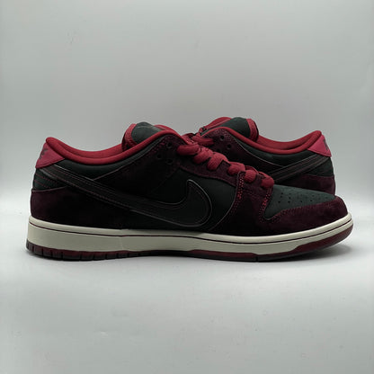 (USED) Nike SB Dunk Low Riot Size 12