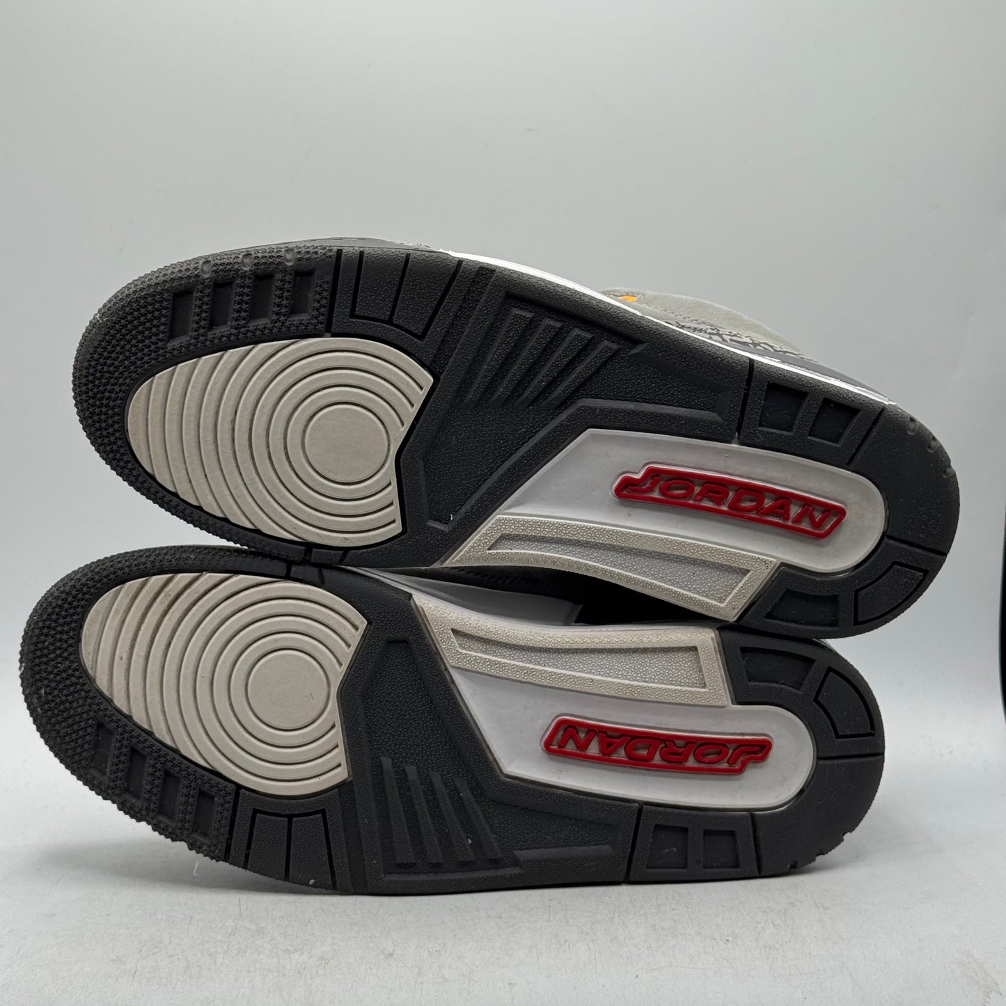 (USED) Jordan 3 Cool Grey Size 10