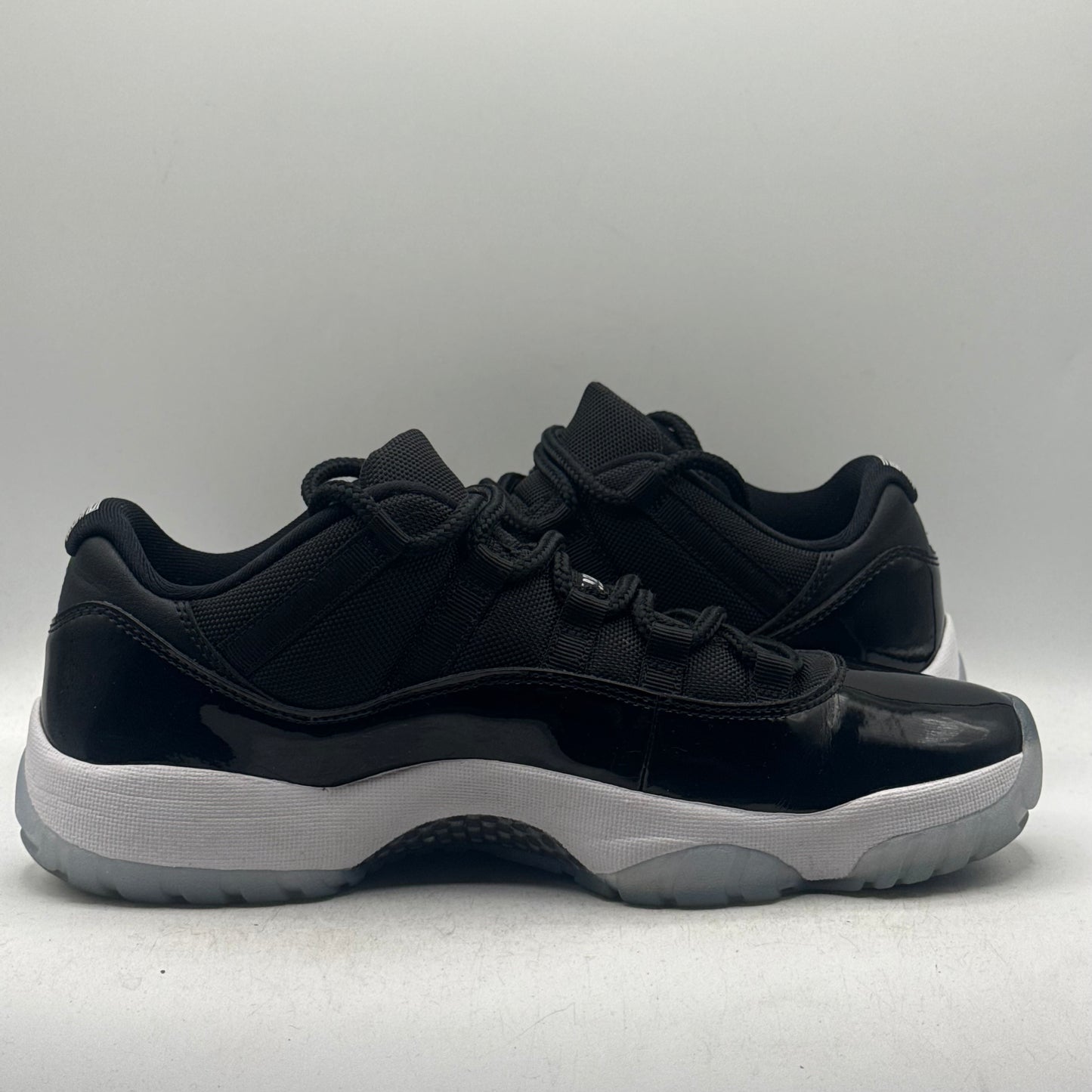 (Used No Box) Jordan 11 Low Space Jam Size 9.5