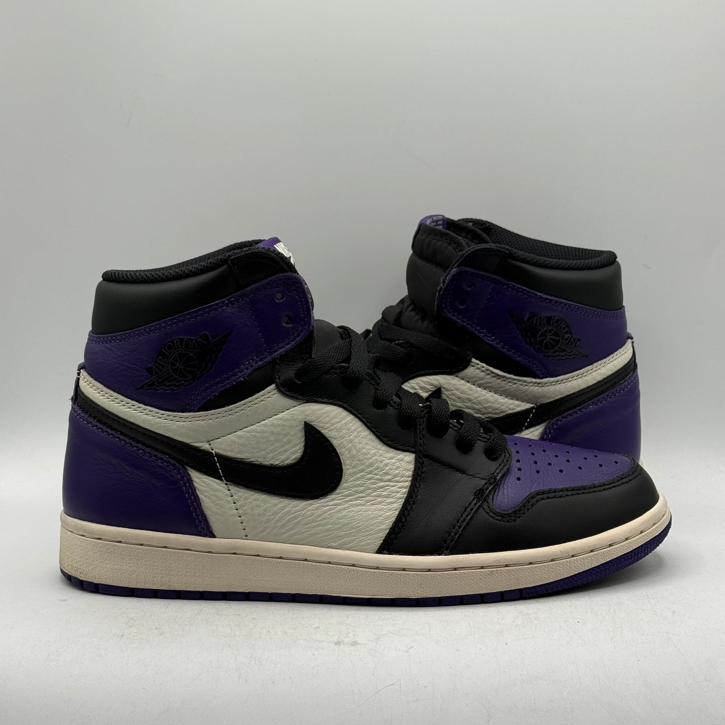 (Used) Jordan 1 High Court Purple Size 8.5