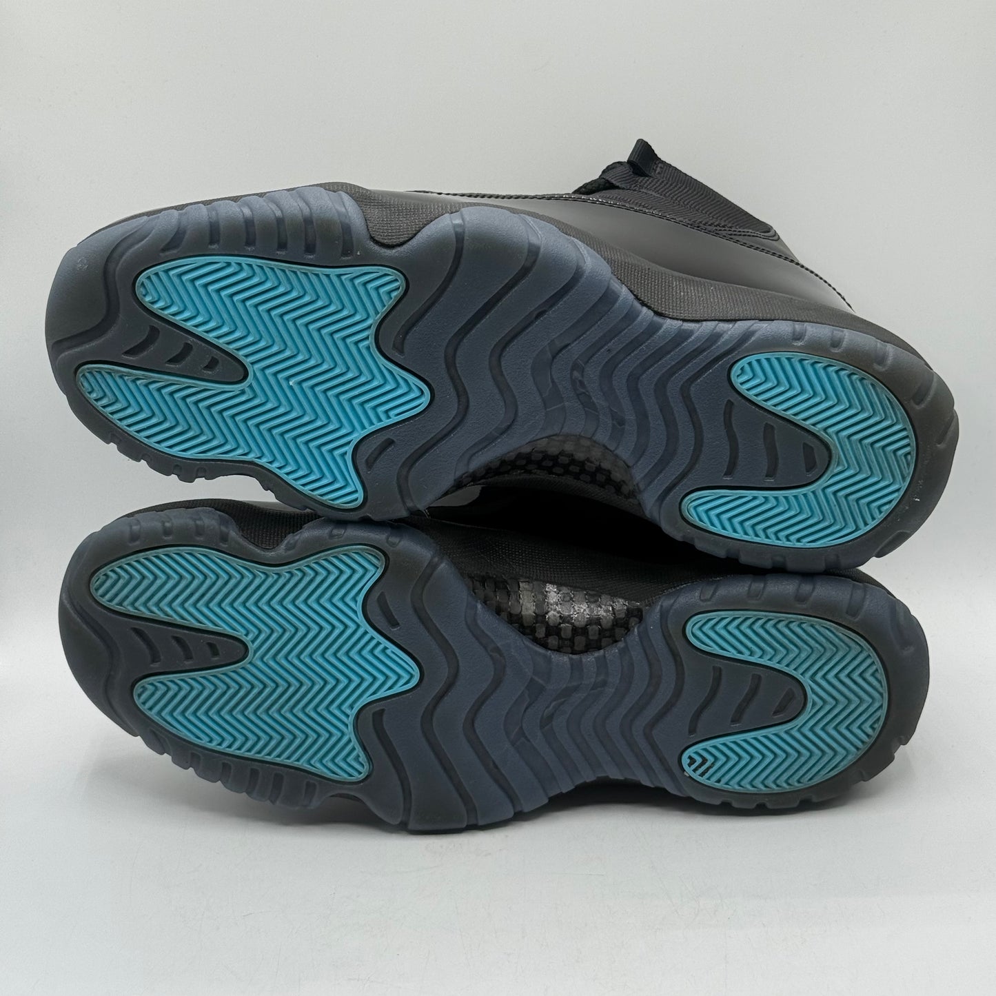 (USED) Jordan 11 Gamma Size 11