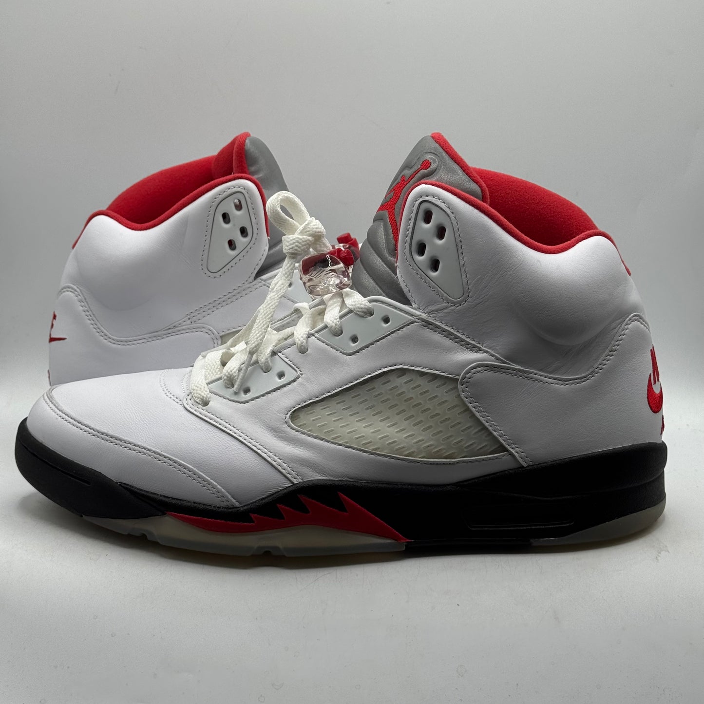 (USED) Jordan 5 Fire Red (2020) Size 13