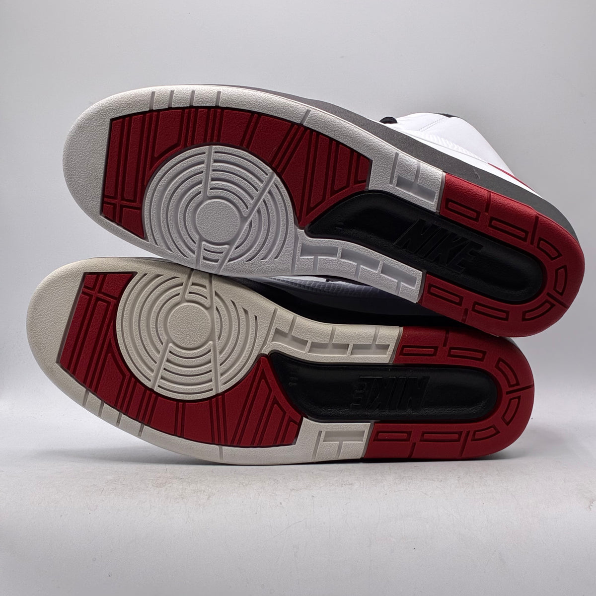 (USED) Jordan 2 Chicago (2022) Size 11.5