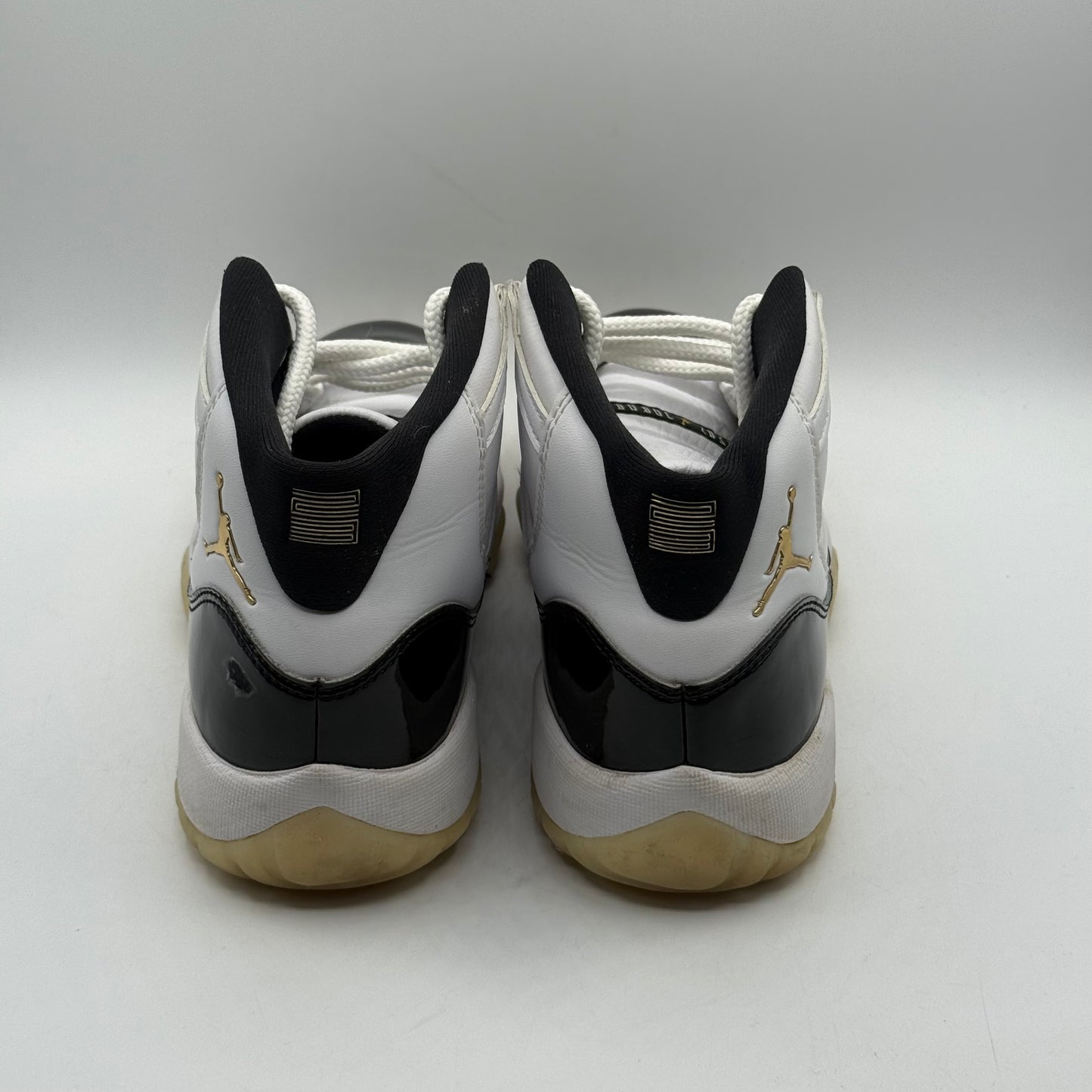 (USED, No Box) Jordan 11 High Gratitude Size 7Y