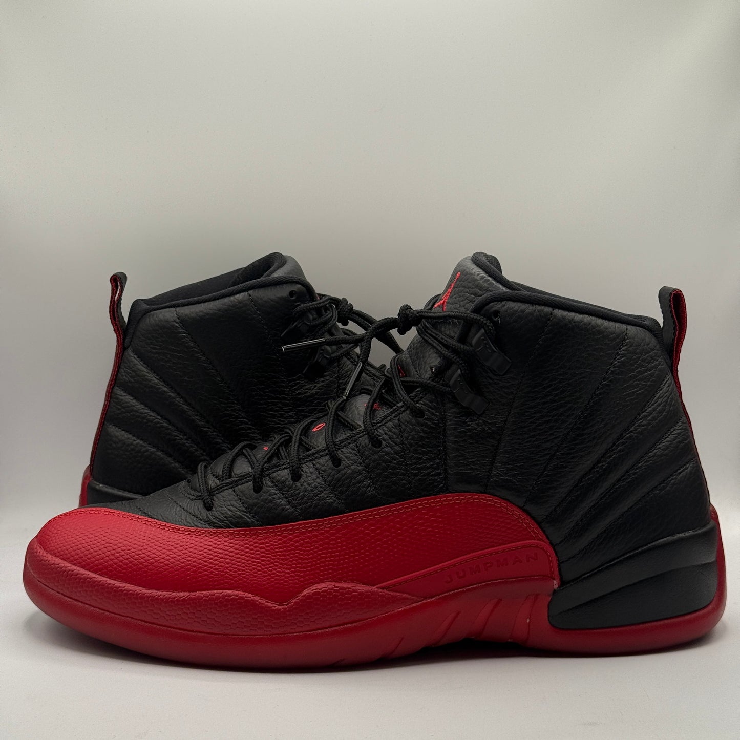 (USED) Jordan 12 Flu Game Size 14
