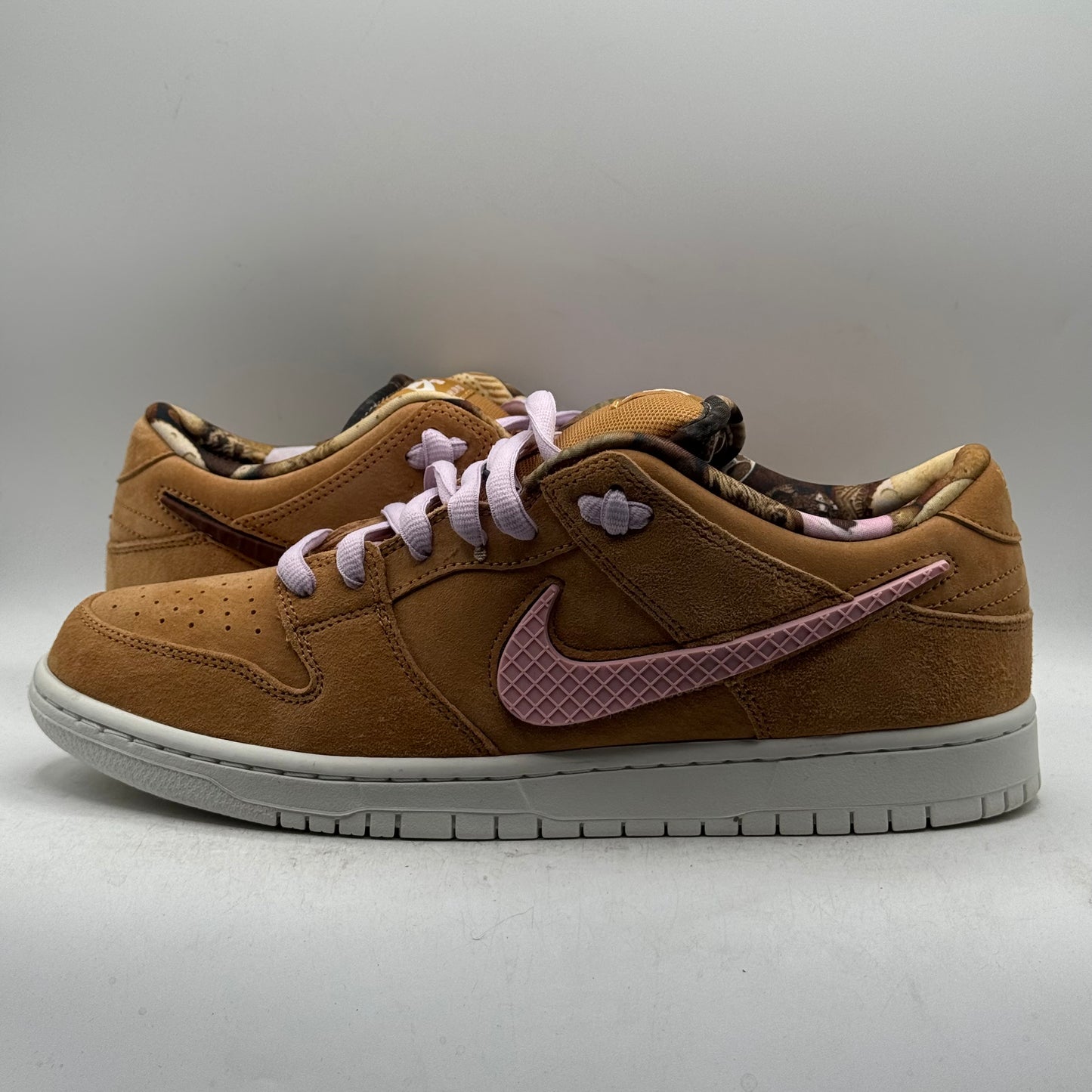 (USED) Nike SB Dunk Low Brew and Biscuits Size 11
