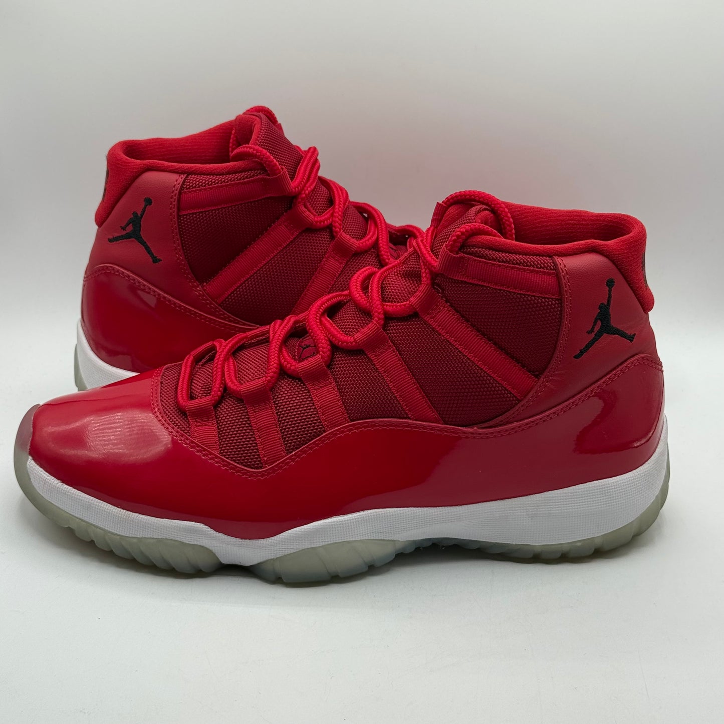(USED) Jordan 11 Win Like 96 Size 11