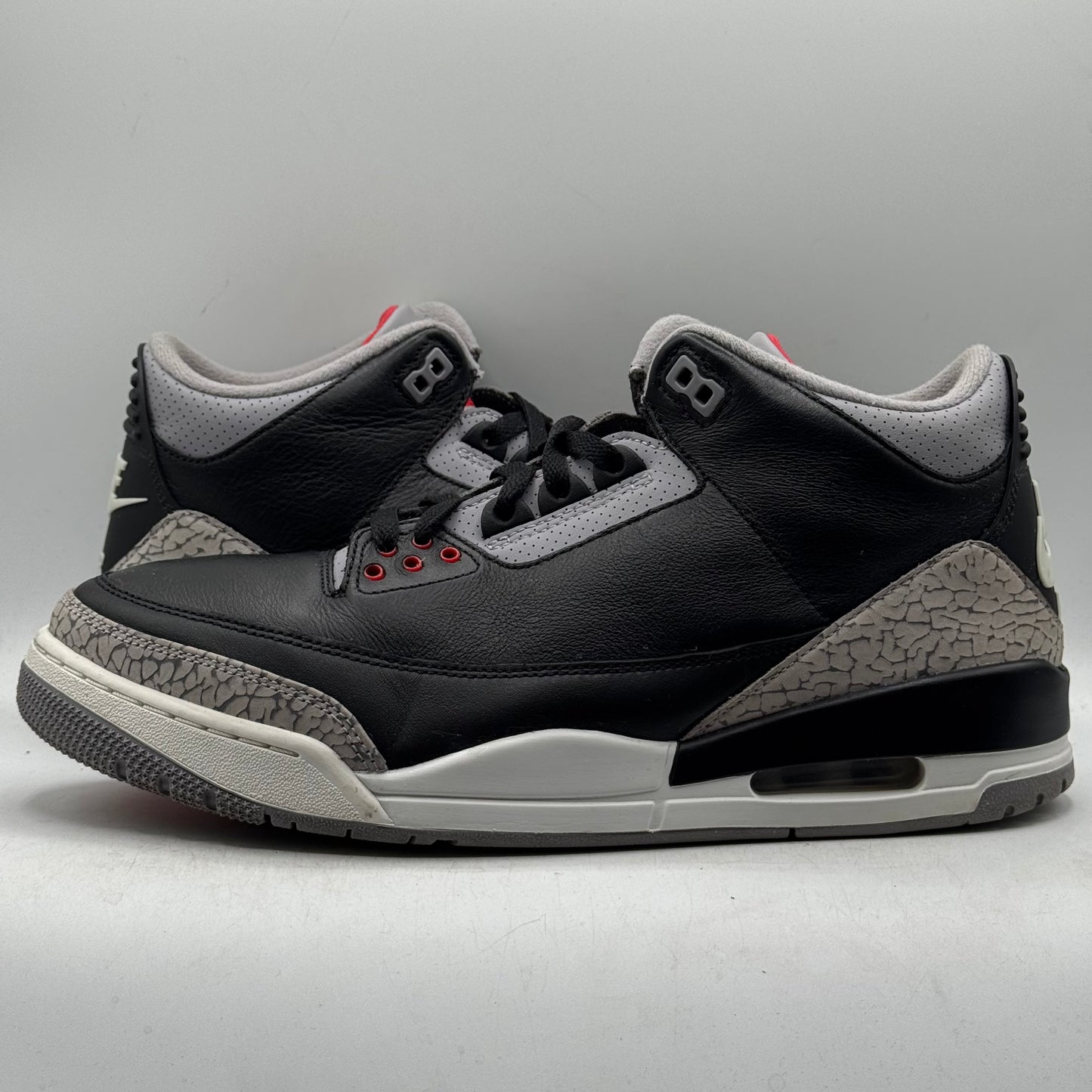 (USED NO BOX) Jordan 3 Black Cement Size 12