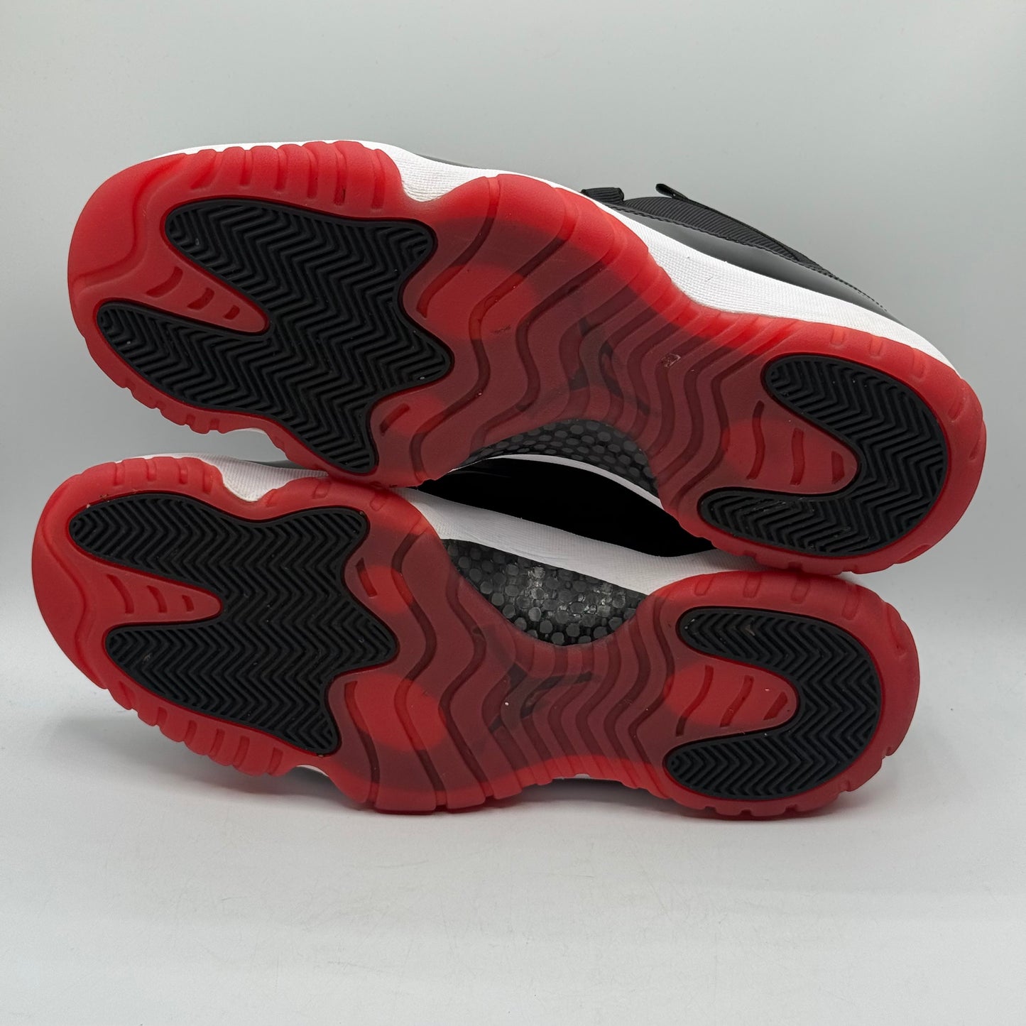 (USED) Jordan 11 Bred Low Size 12