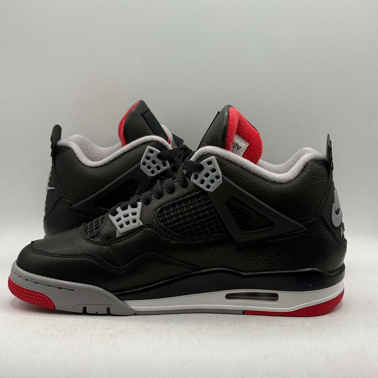 (Used) Jordan 4 Bred Reimagined Size 7.5