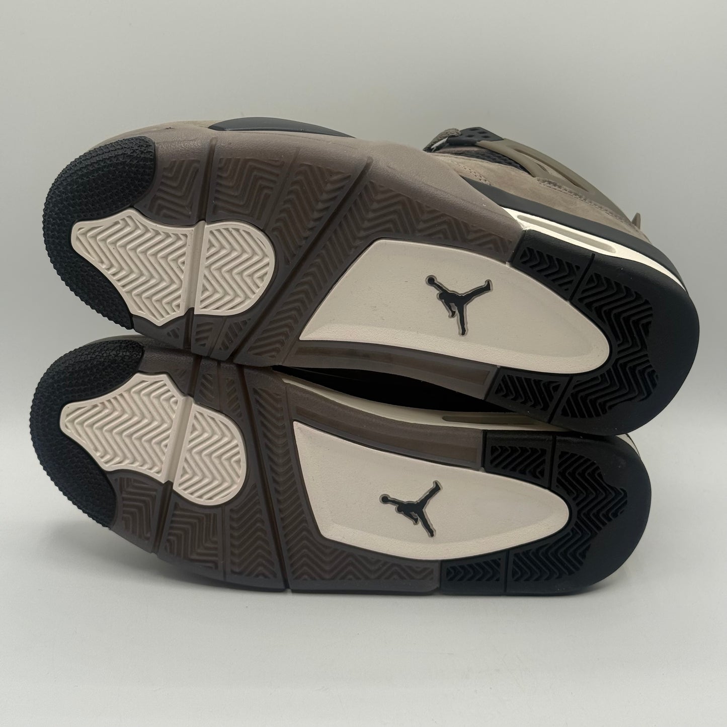 (USED) Jordan 4 Cave Stone Size 7Y