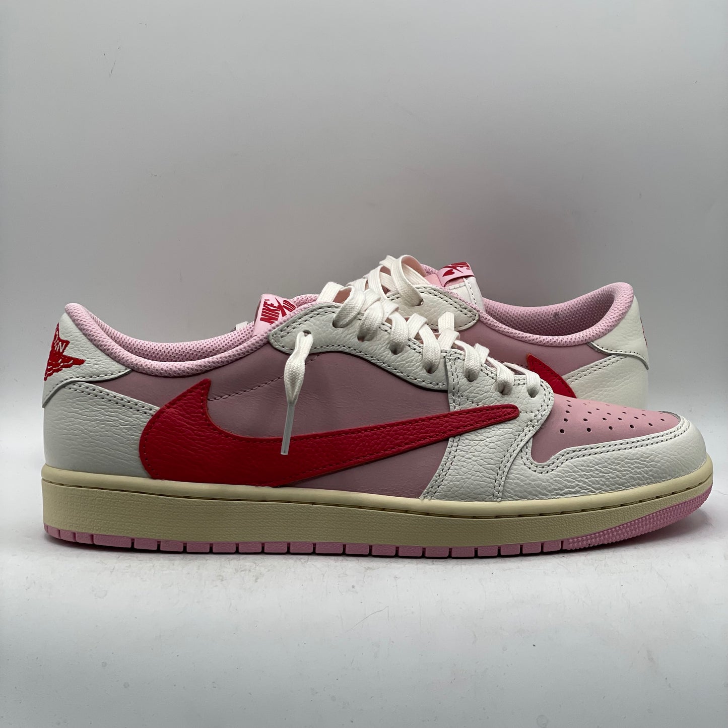 (USED) Jordan 1 Low Travis Scott Sail Tropical Pink Size 10.5