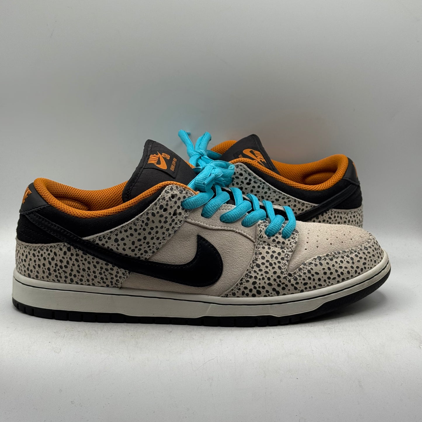 (Used No Box) Nike SB Dunk Low Olympic Safari Size 11