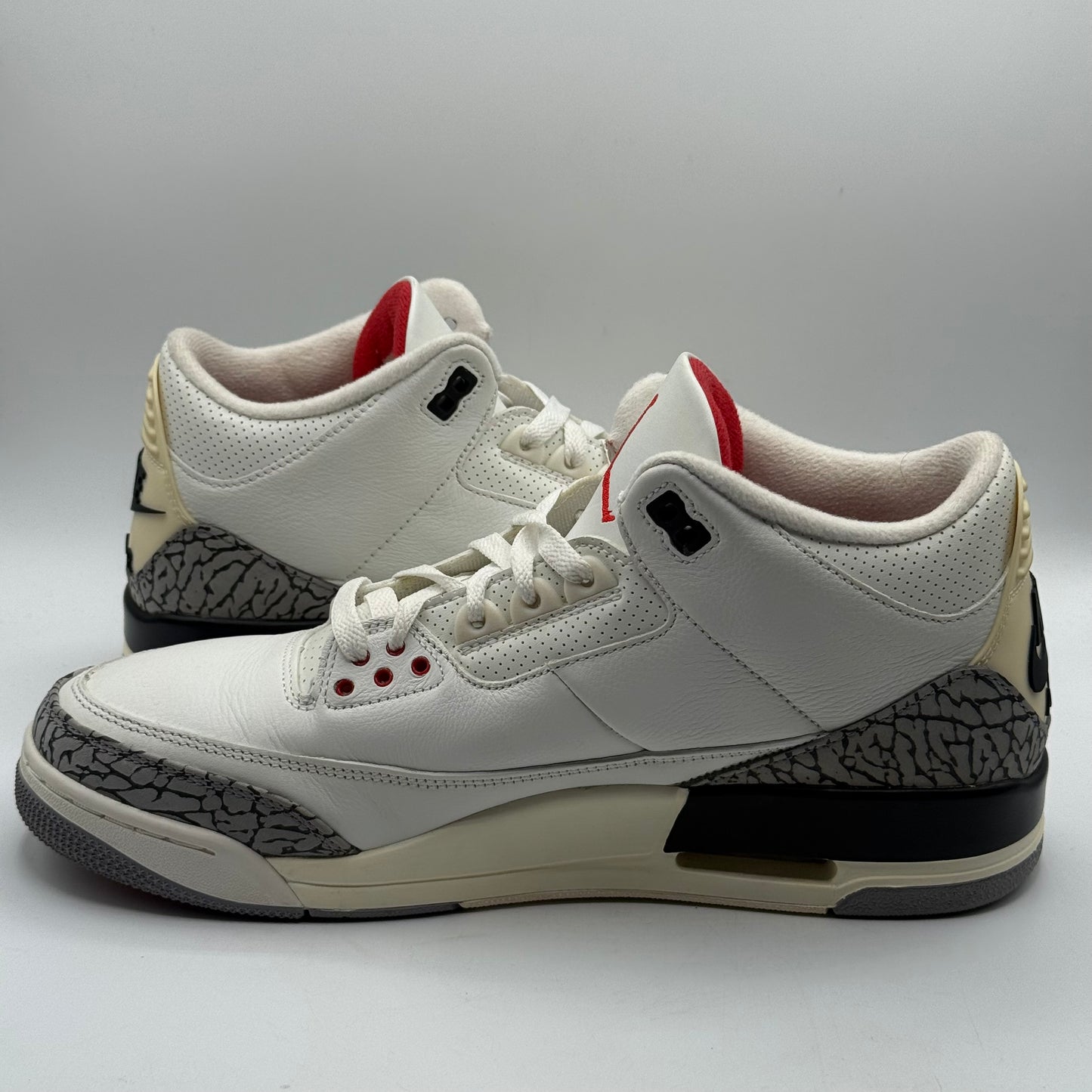 (USED) Jordan 3 White Cement Reimagined Size 11.5