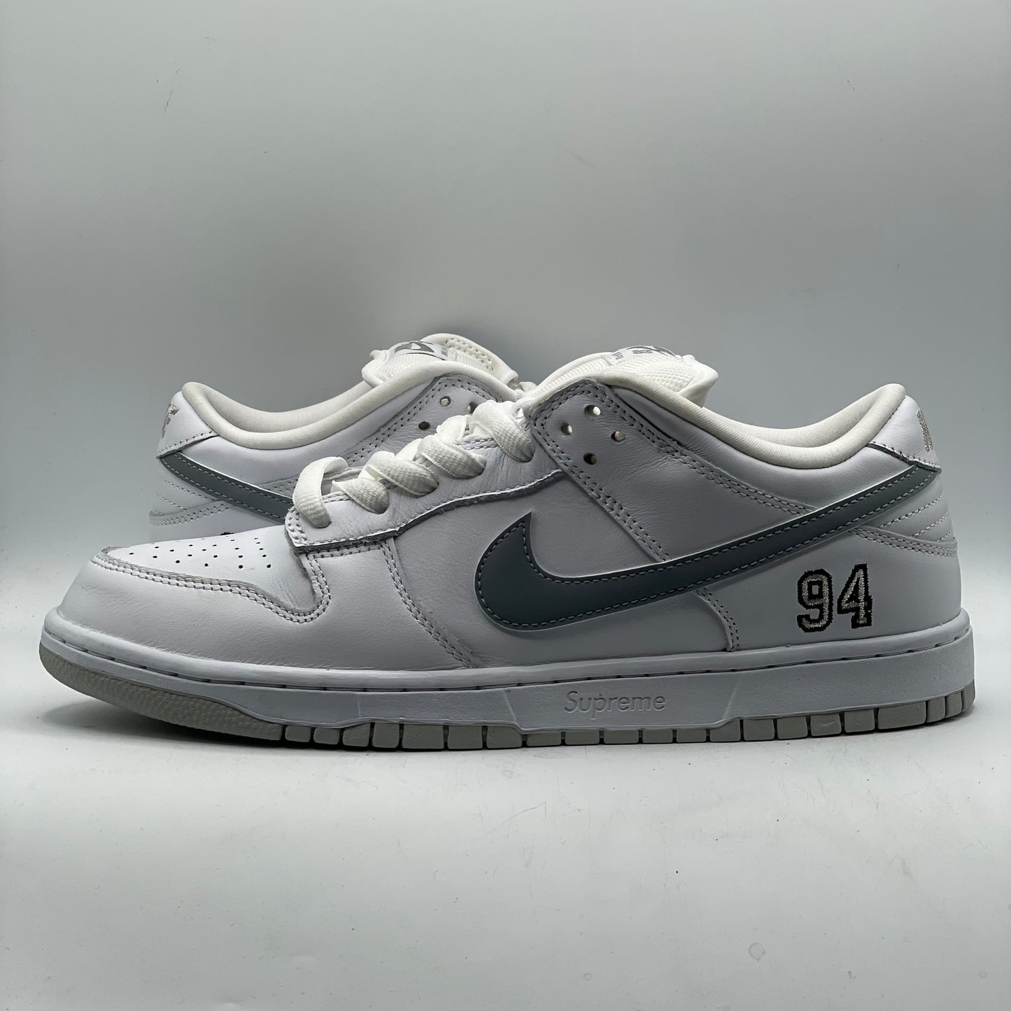 (Used) Nike SB Dunk Supreme 94 White Size 10