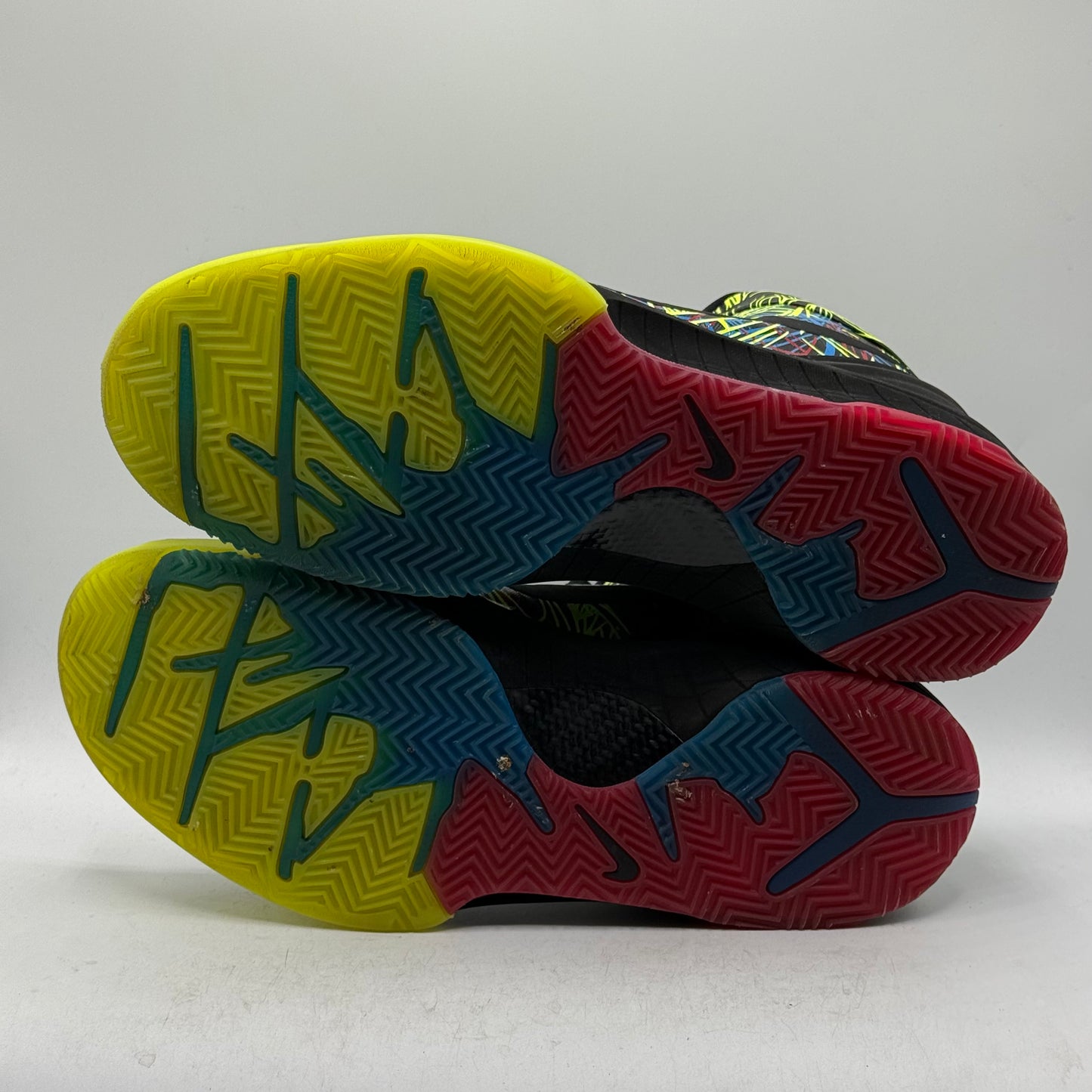 (Used) Nike Kobe 4 Wizenard Size 12