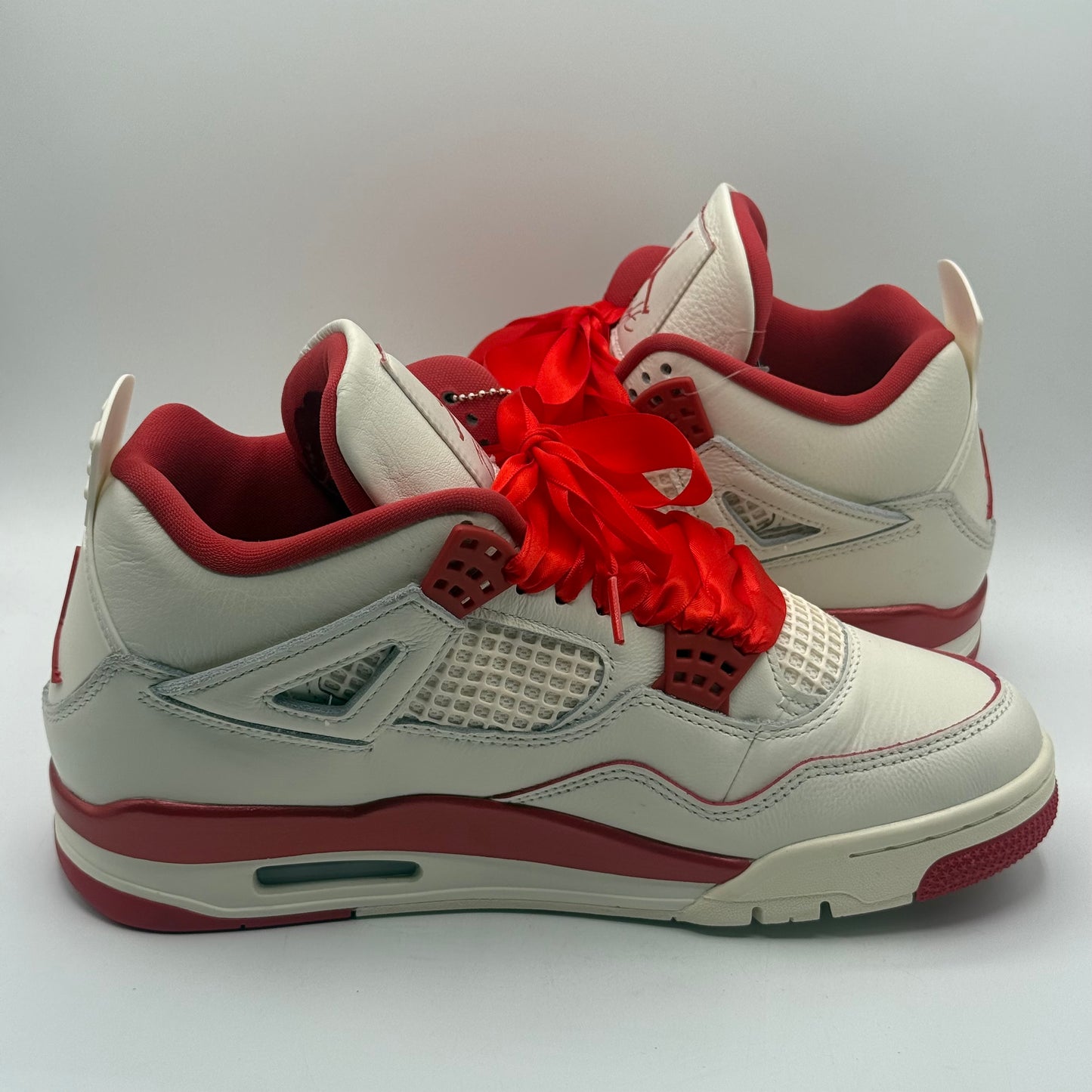 (USED) Jordan 4 Valentine's Day Sierra Red Size 10.5W/9M