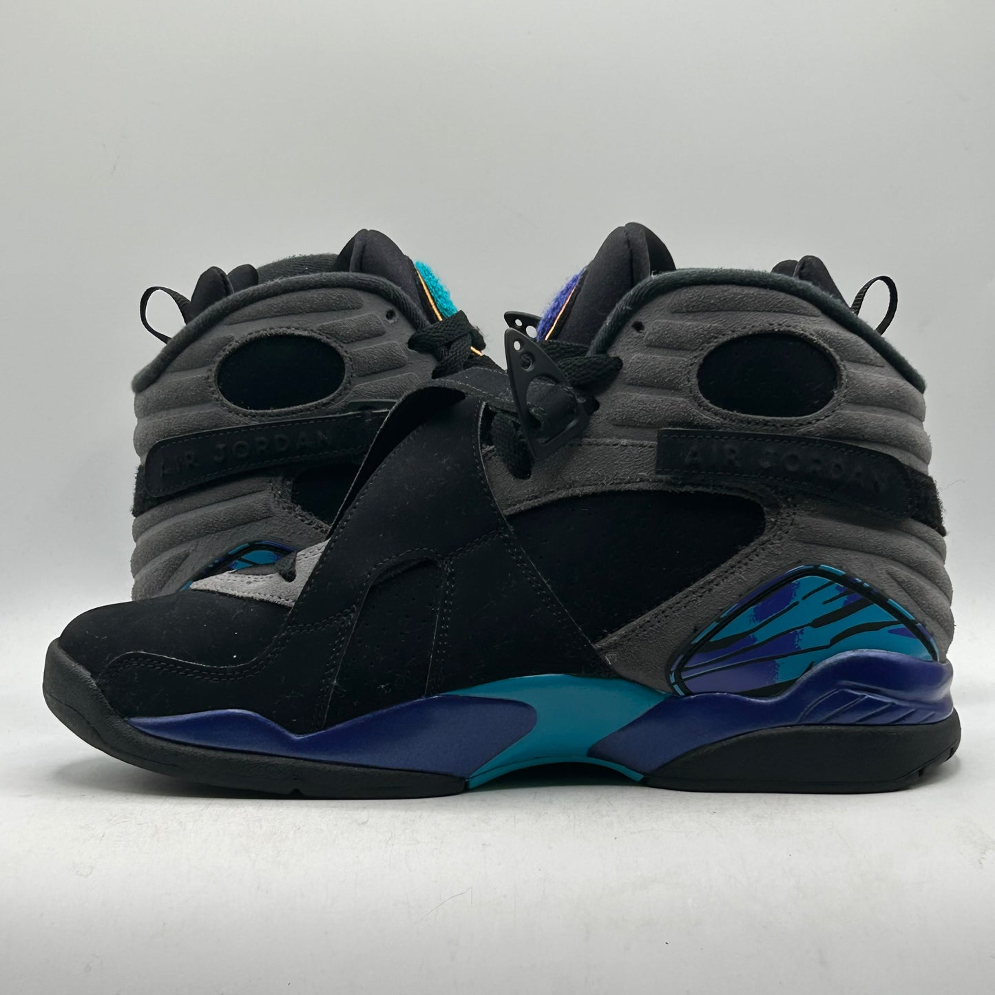 (USED) Jordan 8 Aqua (2025) Size 10