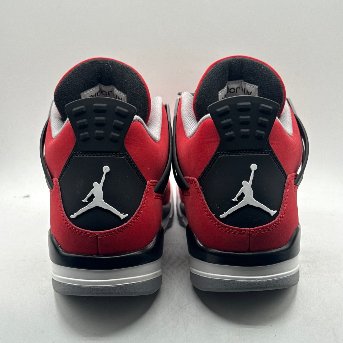(Used) Jordan 4 Toro Bravo (2026) Size 9