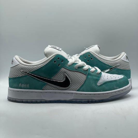 (Used) Nike SB Dunk April Skateboard Size 10