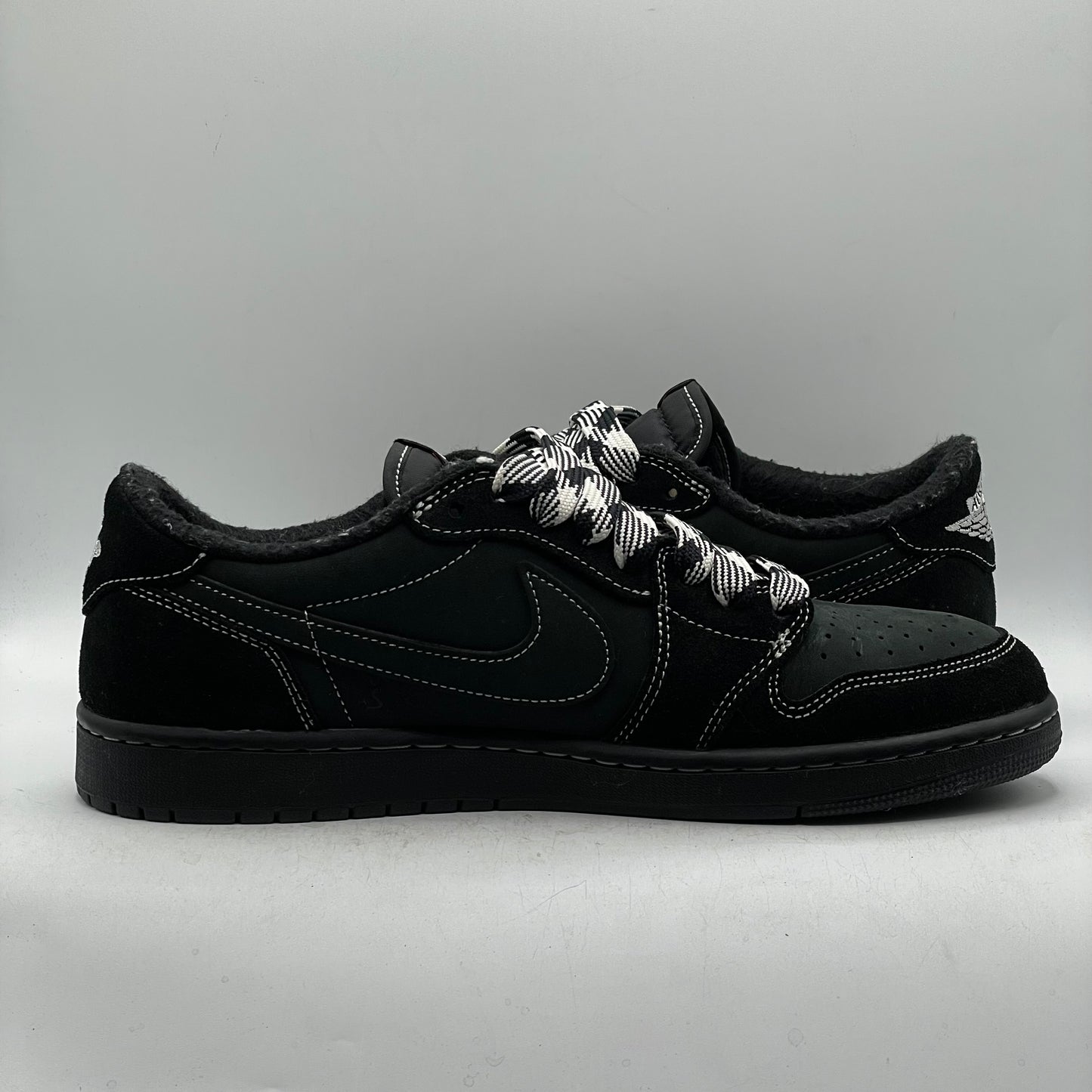 (USED) Jordan 1 Low Travis Scott Black Phantom Size 11