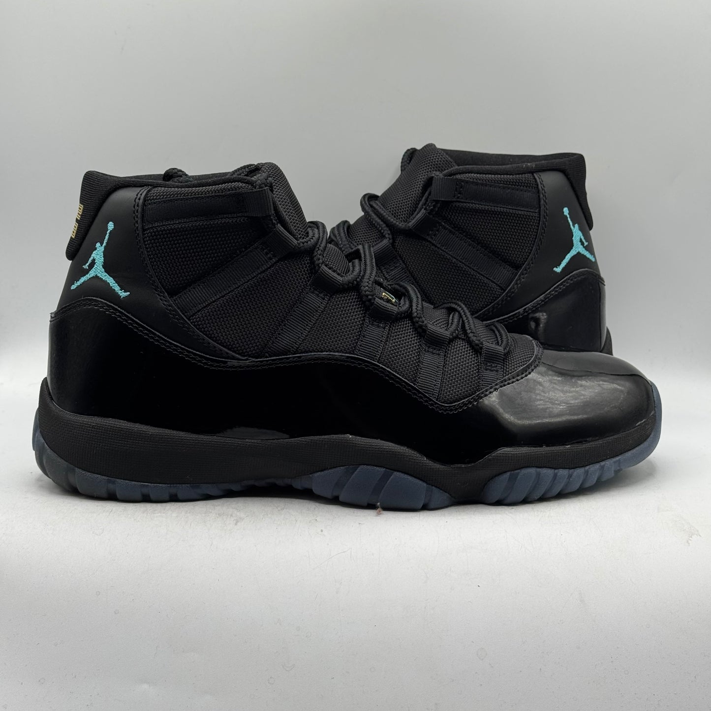 (USED) Jordan 11 Gamma Size 11