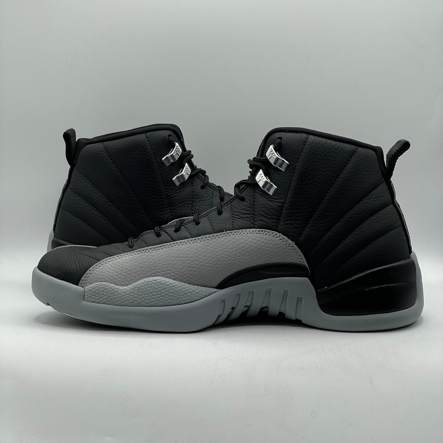 (USED) Jordan 12 Barons Size 11