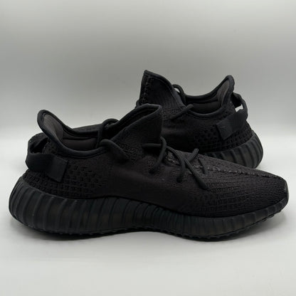 (USED NO BOX) Yeezy 350 Onyx Size 10