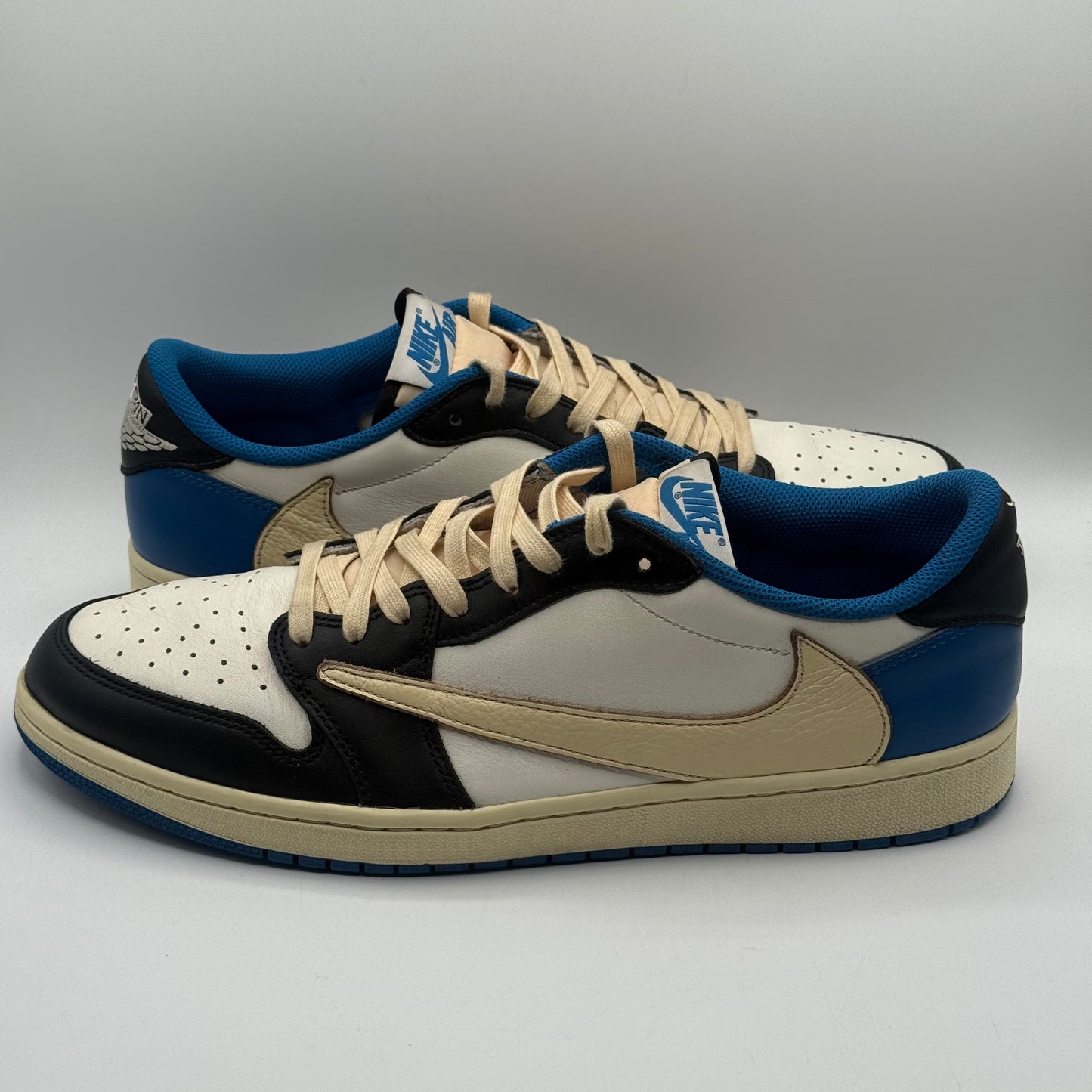 (USED, No Box) Travis Scott Jordan 1 Low Fragment Size 13