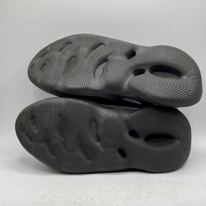 (Used) Yeezy Foam runner Onyx Size 12