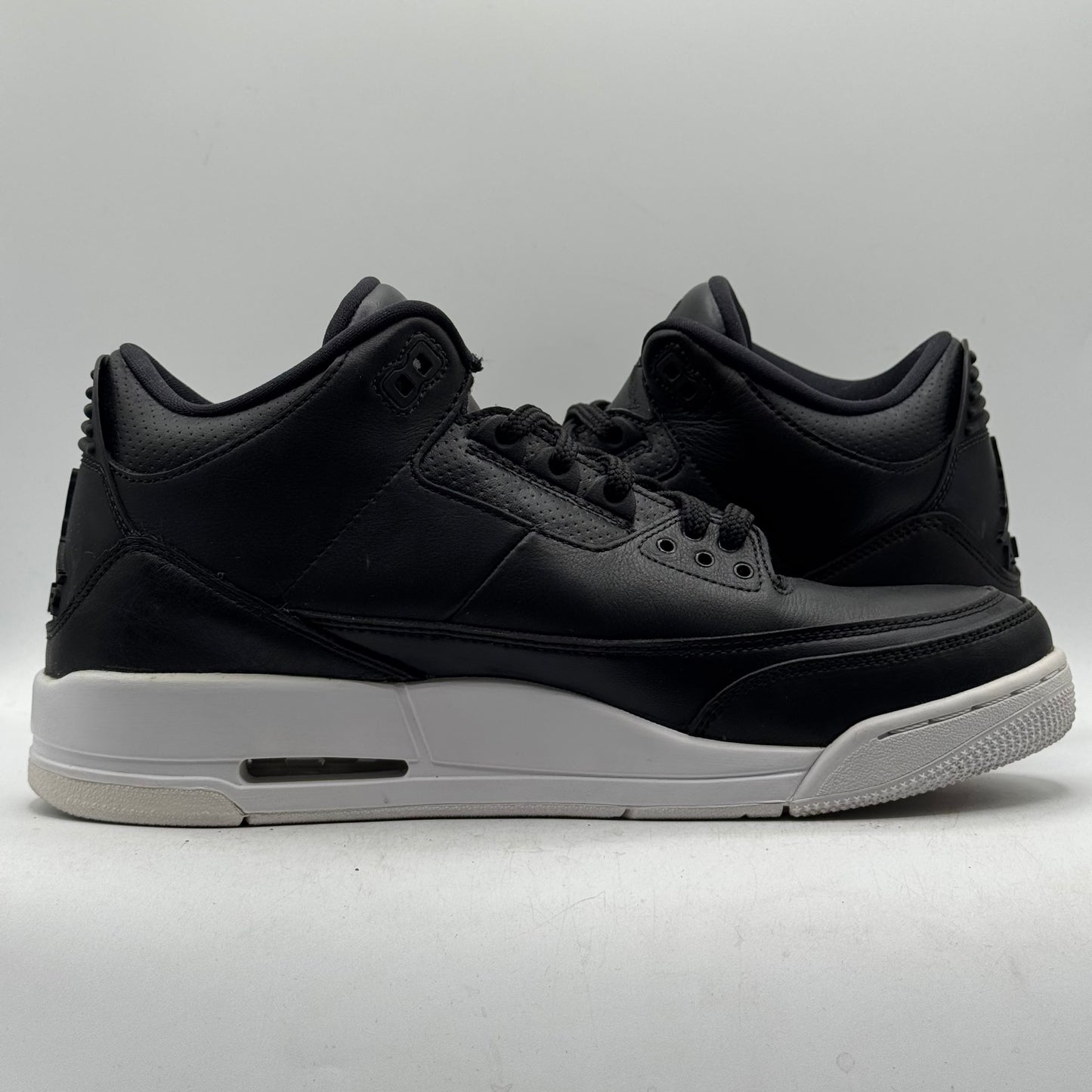 (USED) Jordan 3 Cyber Monday Size 10.5