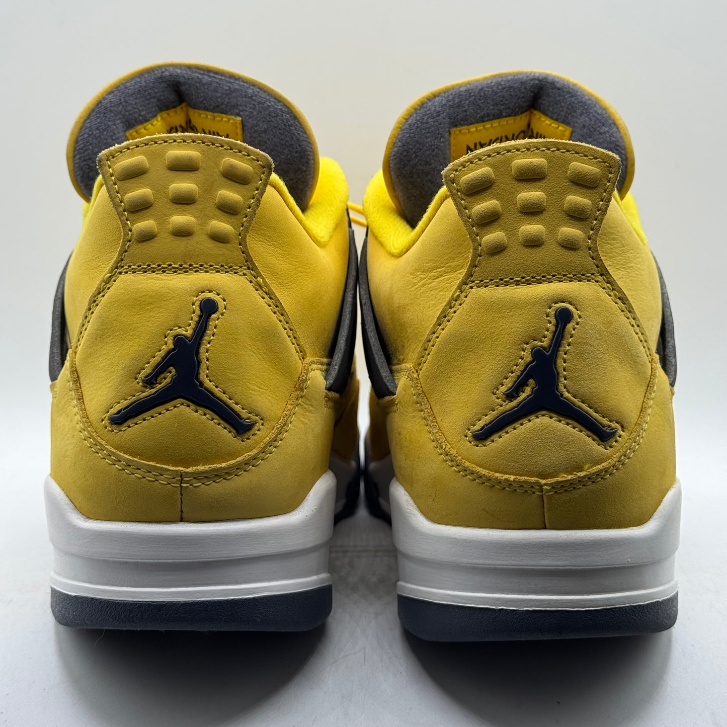 (USED) Jordan 4 Lightning Size 10