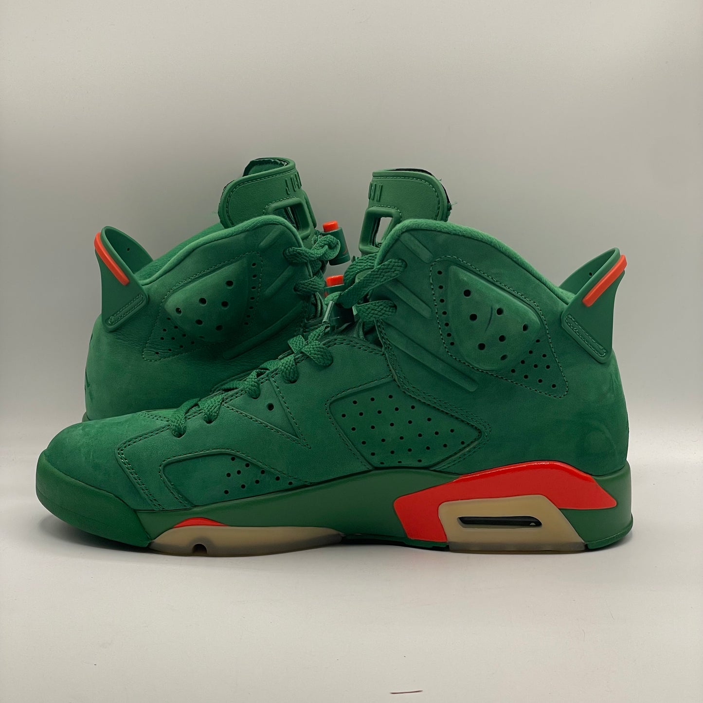 (USED) Jordan 6 Gatorade Size 9.5