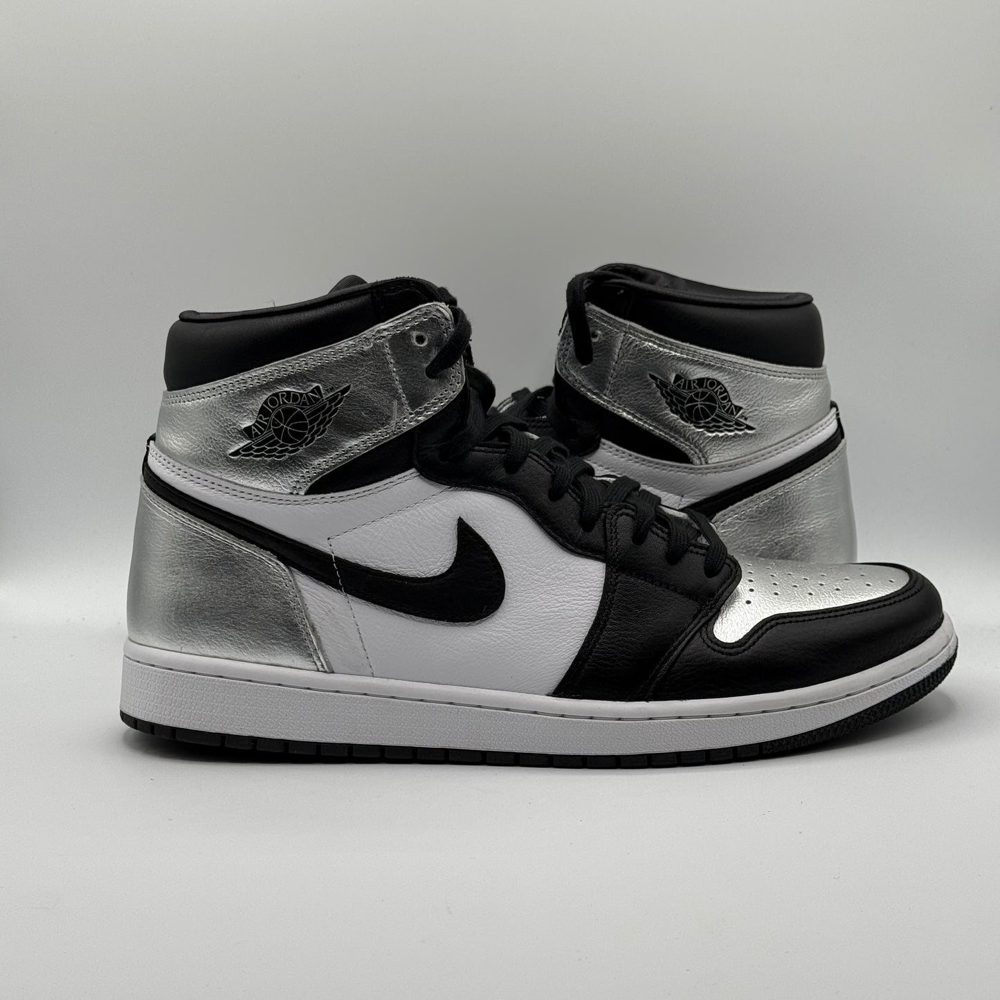 (Used) Jordan 1 High Silver Toe Size 12W/10.5M